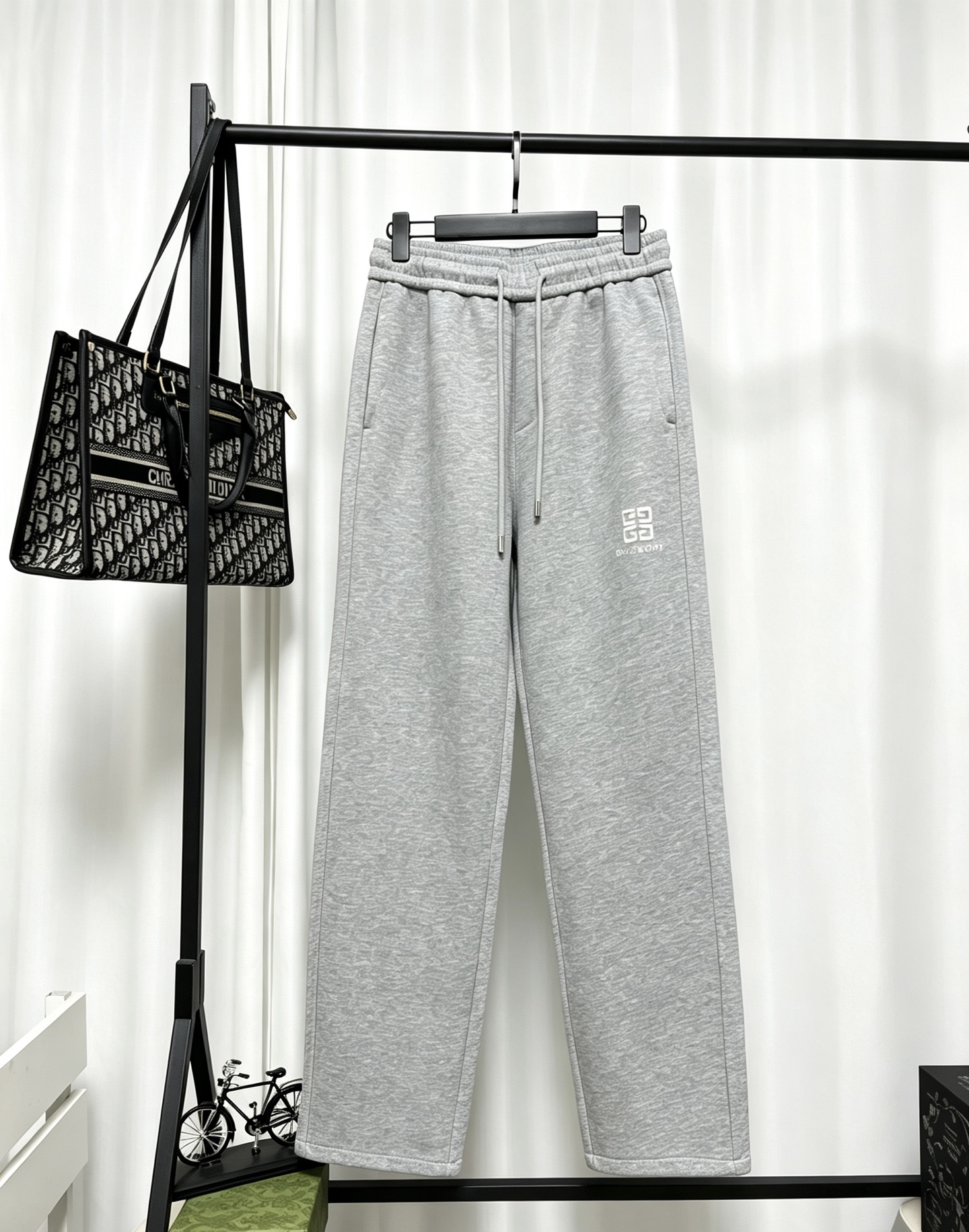 Cheap Givenchy Pants for Men in 222944, $45 USD- [IB222944] - Replica Givenchy Pants for Men