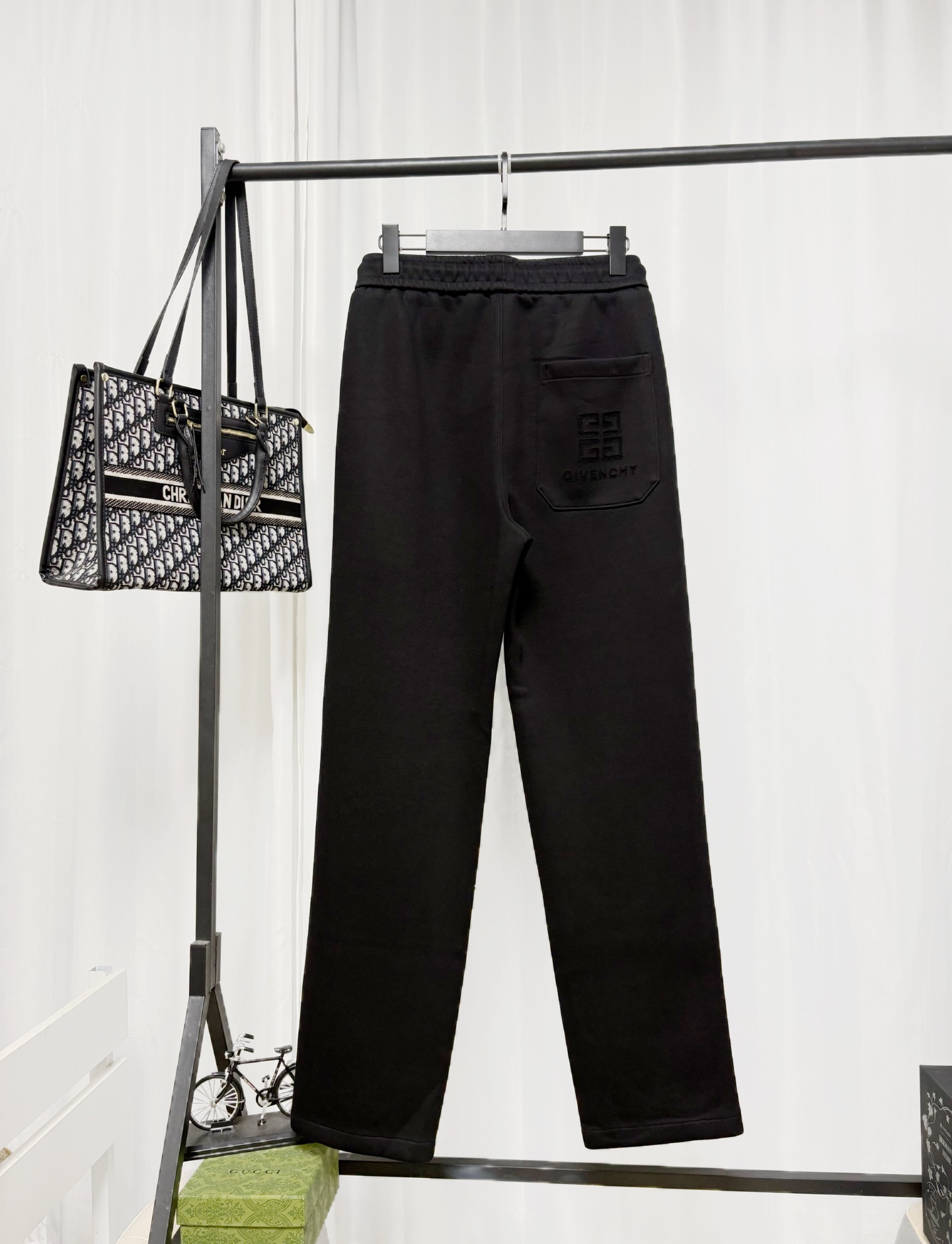 Cheap Givenchy Pants for Men in 222945, $45 USD- [IB222945] - Replica Givenchy Pants for Men