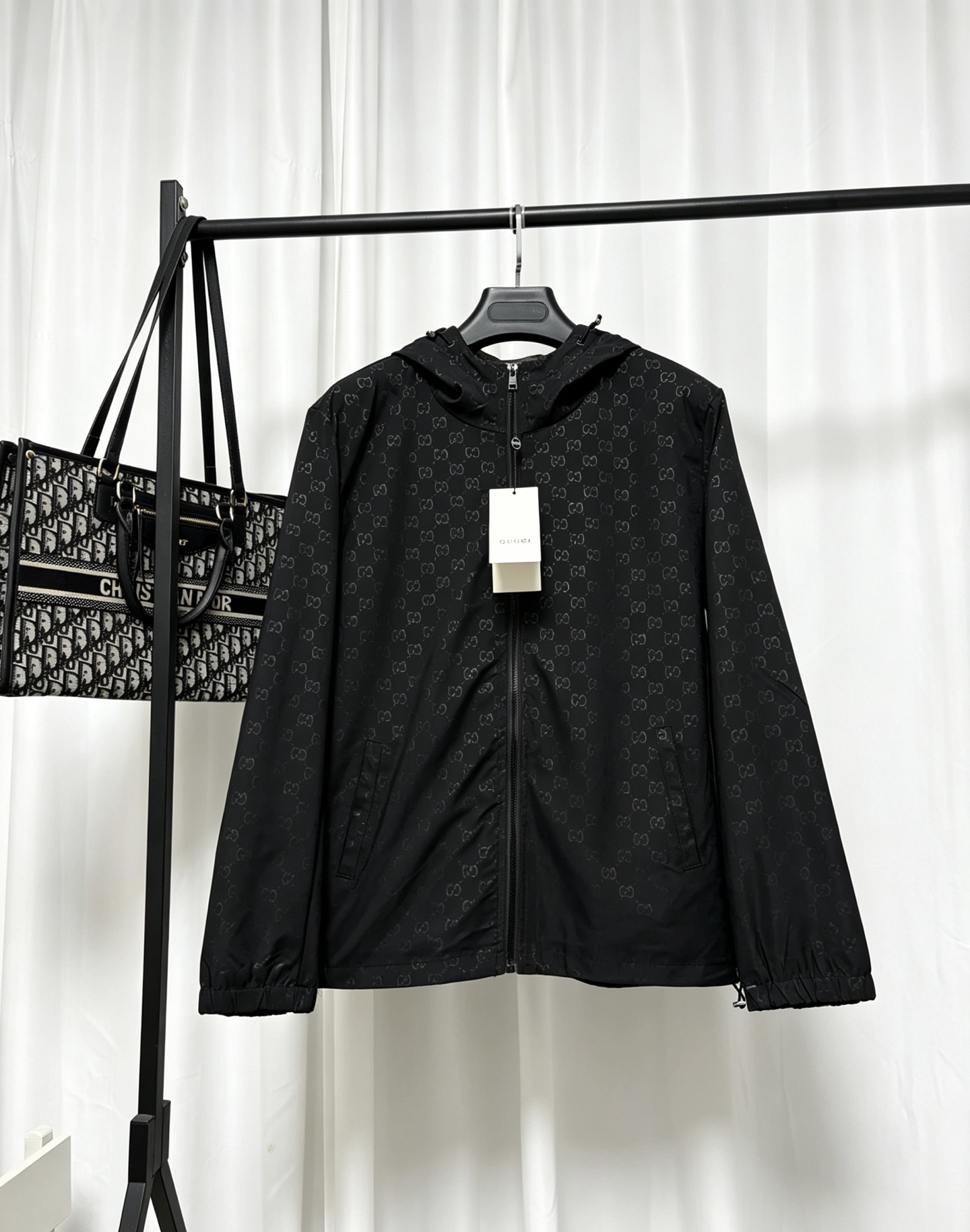 Cheap Gucci Thin Jackets For Men in 222950, $65 USD- [IB222950] - Replica Gucci Thin Jackets For Men