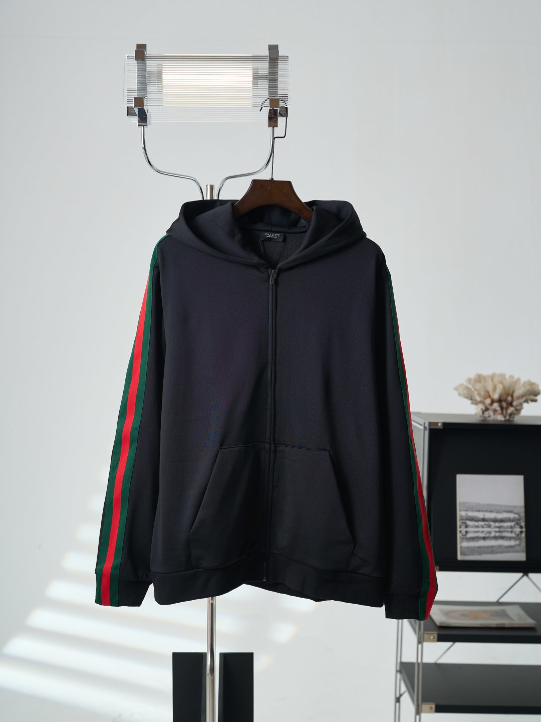 Cheap Gucci Thin Jackets For Men in 222958, $65 USD- [IB222958] - Replica Gucci Thin Jackets For Men