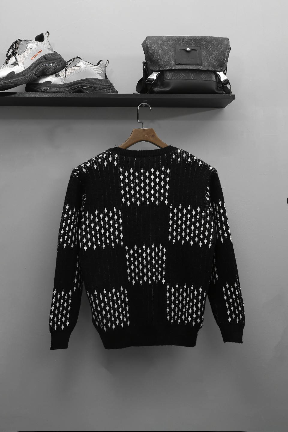 Cheap Louis Vuitton  Sweaters for Men in 223124, $55 USD- [IB223124] - Replica Louis Vuitton  Sweaters for Men