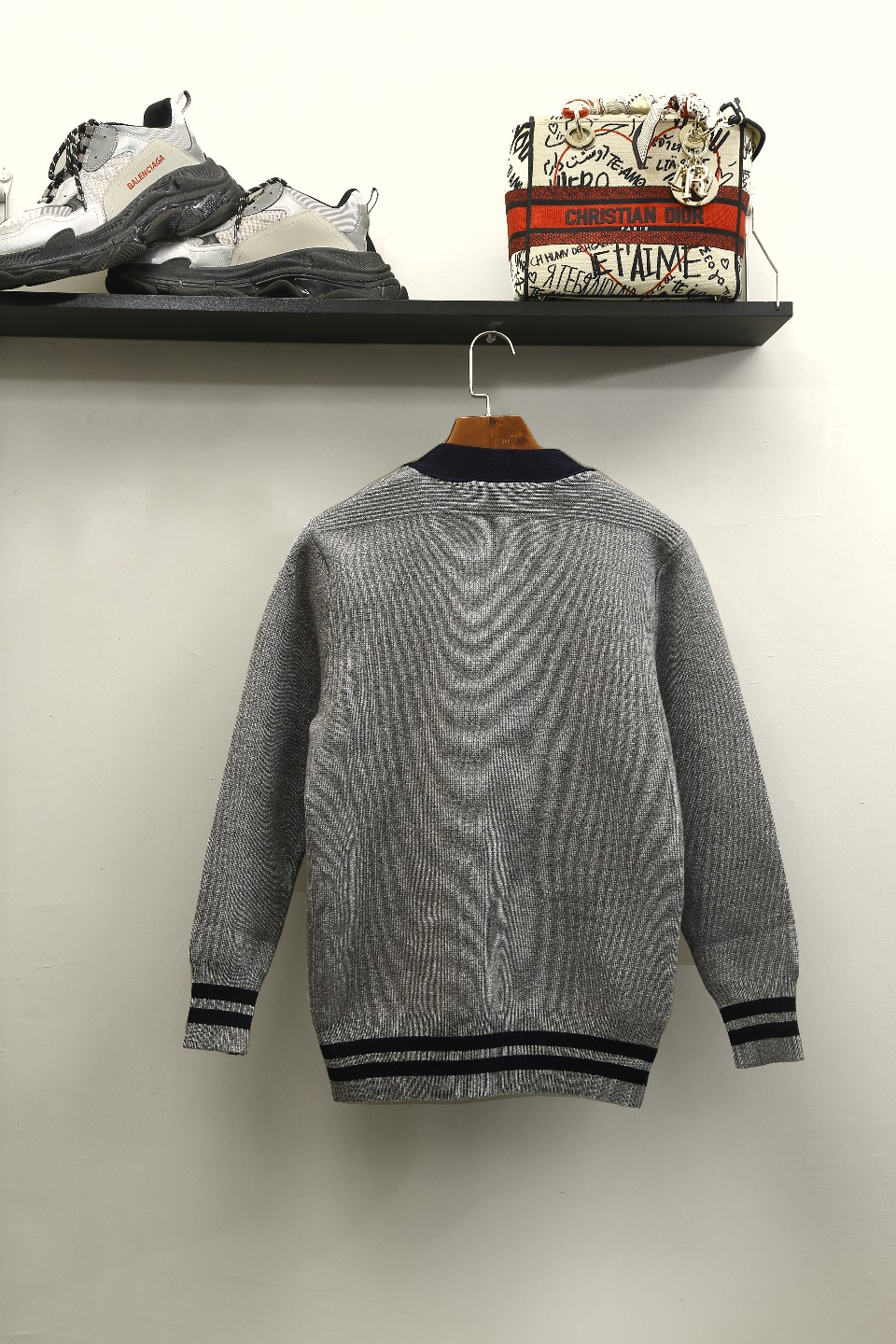 Cheap Louis Vuitton  Sweaters for Men in 223125, $45 USD- [IB223125] - Replica Louis Vuitton  Sweaters for Men
