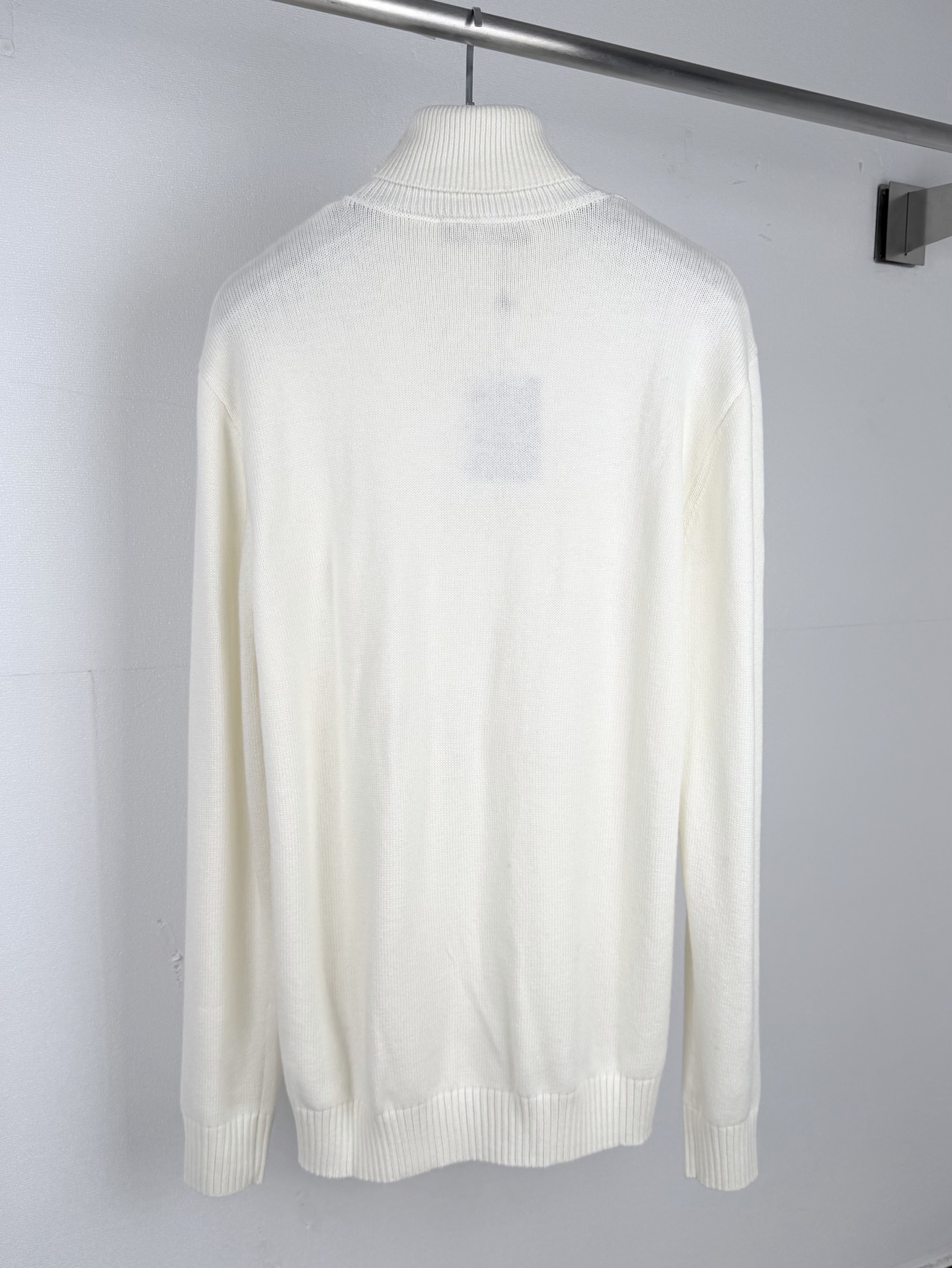 Cheap Louis Vuitton  Sweaters for Men in 223149, $50 USD- [IB223149] - Replica Louis Vuitton  Sweaters for Men