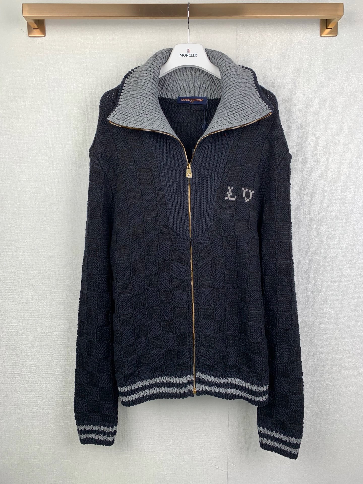 Cheap Louis Vuitton  Sweaters for Men in 223154, $95 USD- [IB223154] - Replica Louis Vuitton  Sweaters for Men