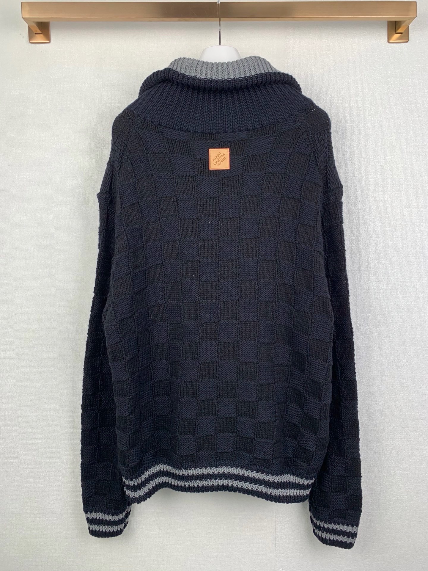 Cheap Louis Vuitton  Sweaters for Men in 223154, $95 USD- [IB223154] - Replica Louis Vuitton  Sweaters for Men