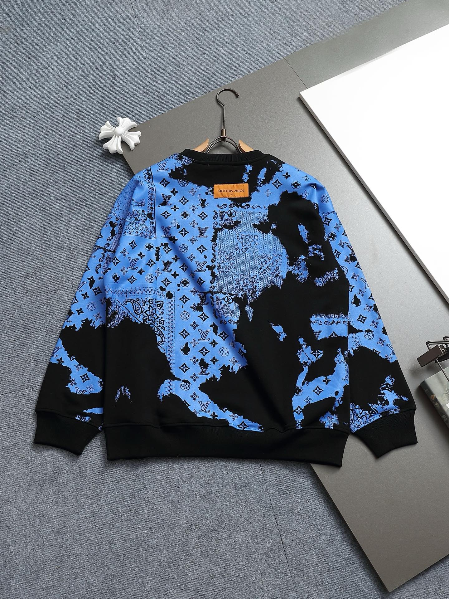 Cheap Louis Vuitton Hoodies for Men in 223179, $50 USD- [IB223179] - Replica Louis Vuitton Hoodies for Men
