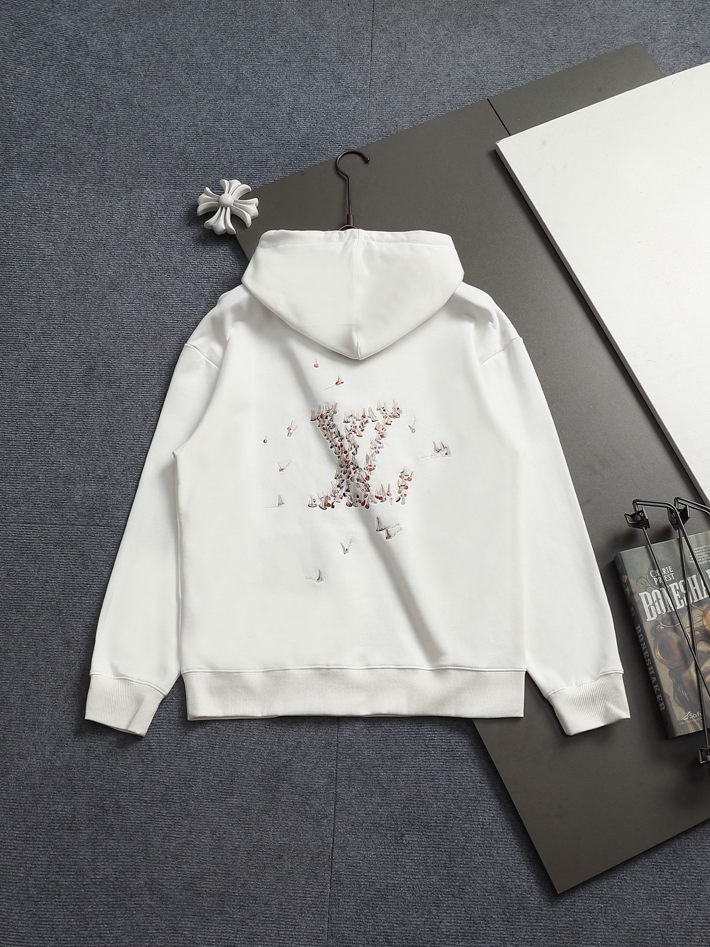 Cheap Louis Vuitton Hoodies for Men in 223190, $50 USD- [IB223190] - Replica Louis Vuitton Hoodies for Men