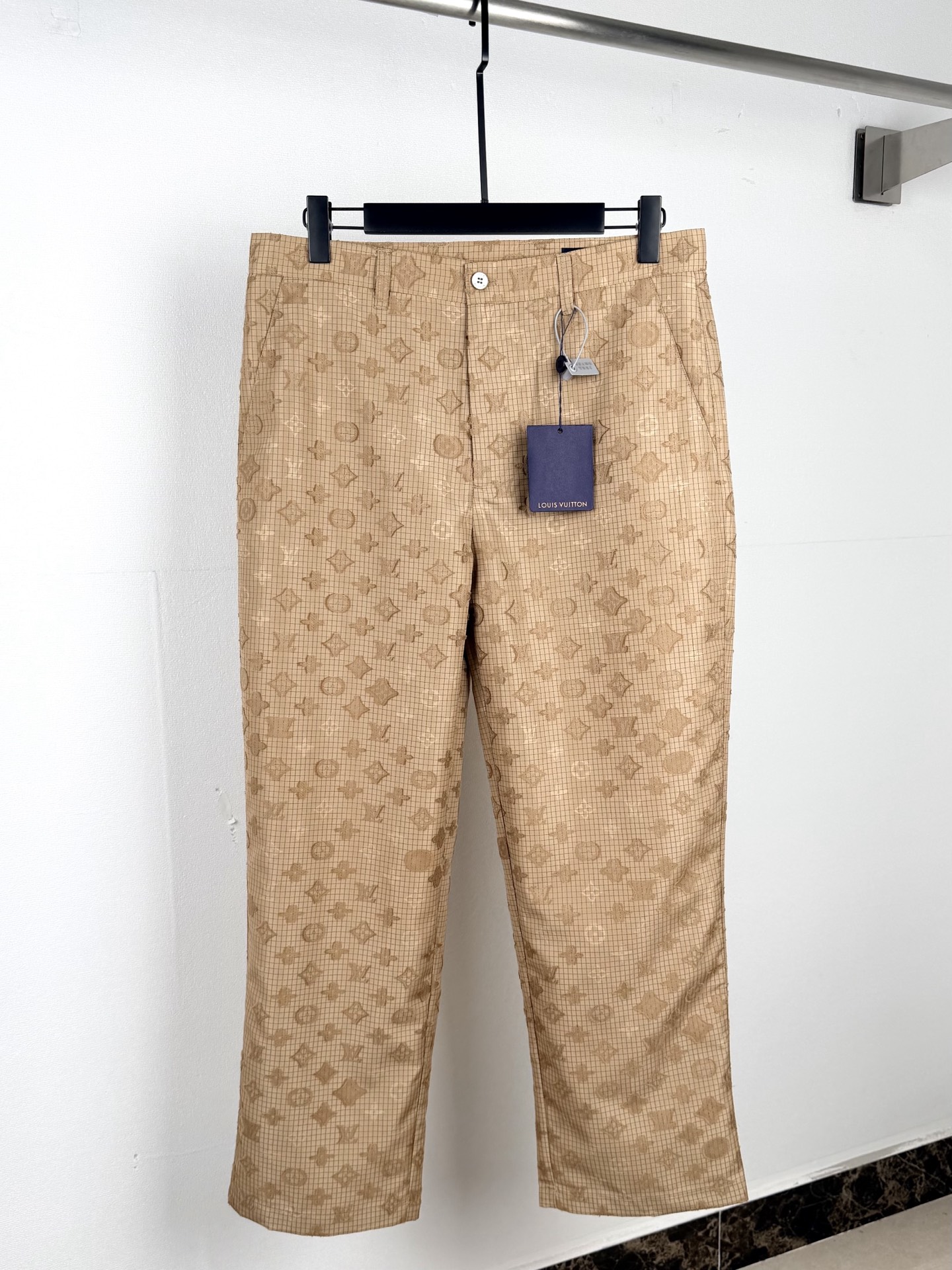 Cheap Louis Vuitton Hoodies for Men in 223199, $55 USD- [IB223199] - Replica Louis Vuitton Hoodies for Men