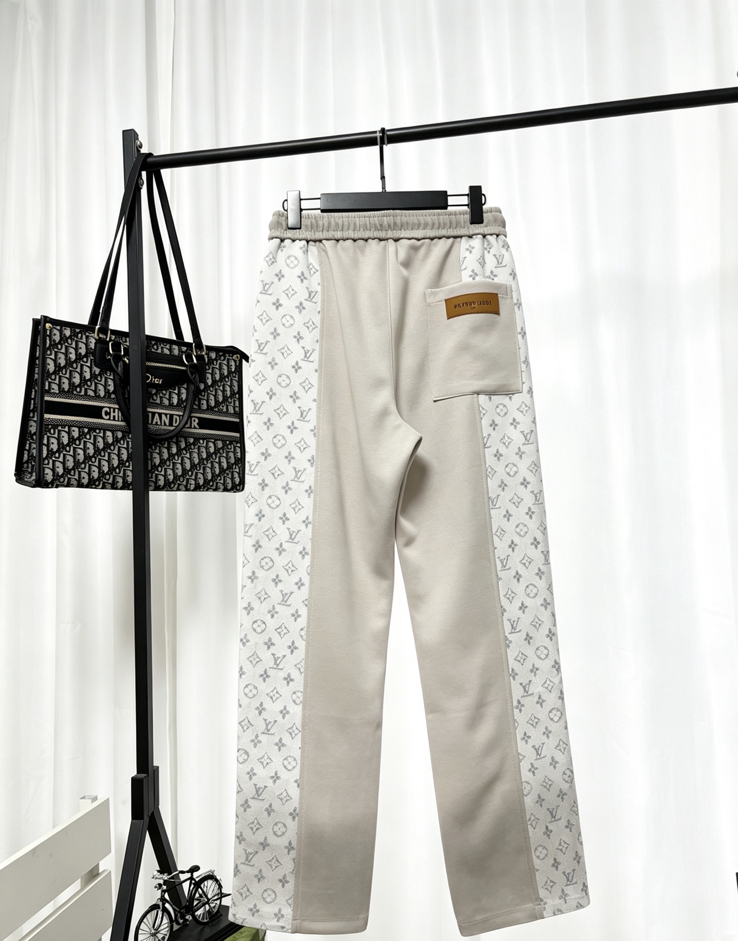 Cheap Louis Vuitton Pants for Men in 223202, $55 USD- [IB223202] - Replica Louis Vuitton Pants for Men