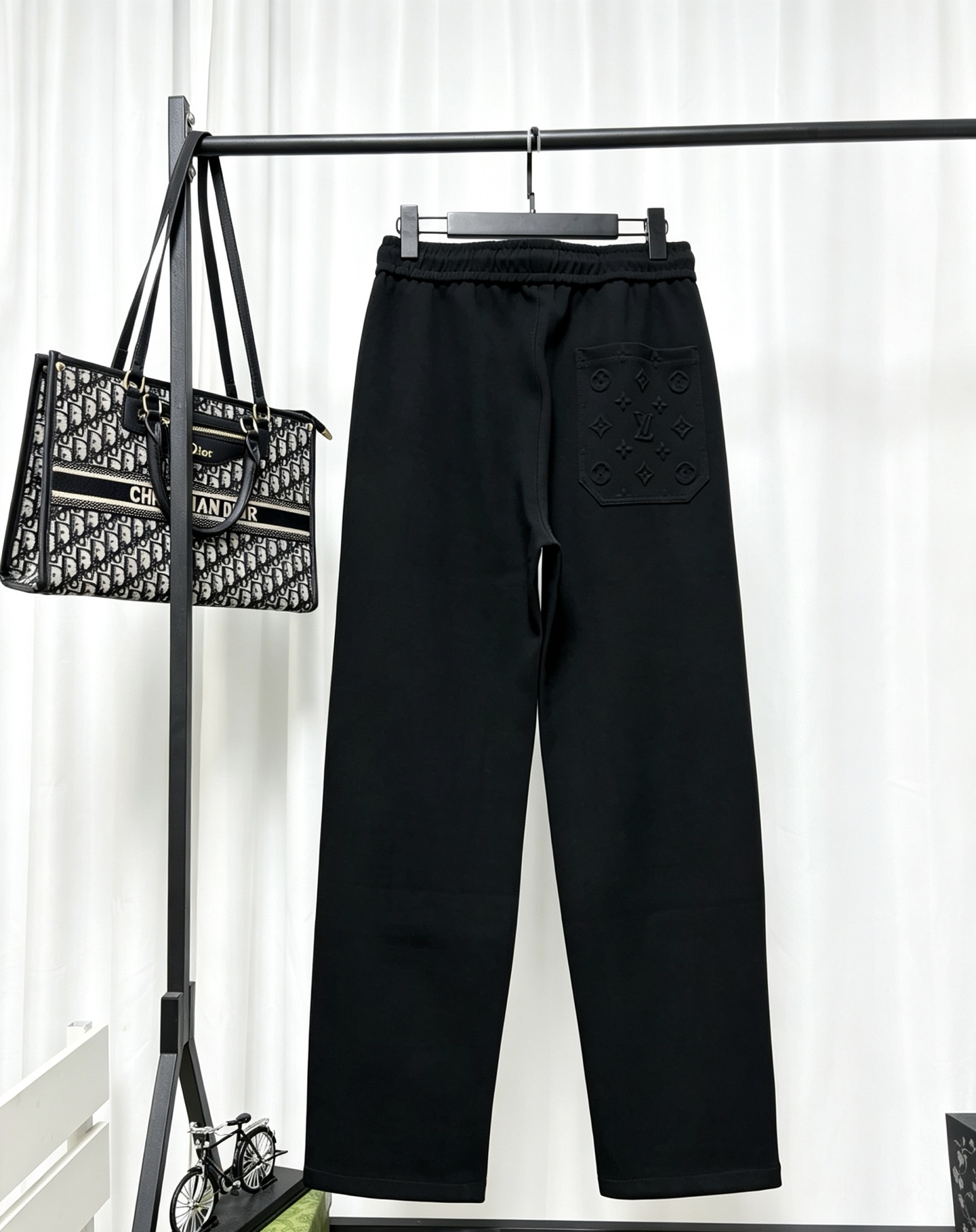 Cheap Louis Vuitton Pants for Men in 223203, $55 USD- [IB223203] - Replica Louis Vuitton Pants for Men