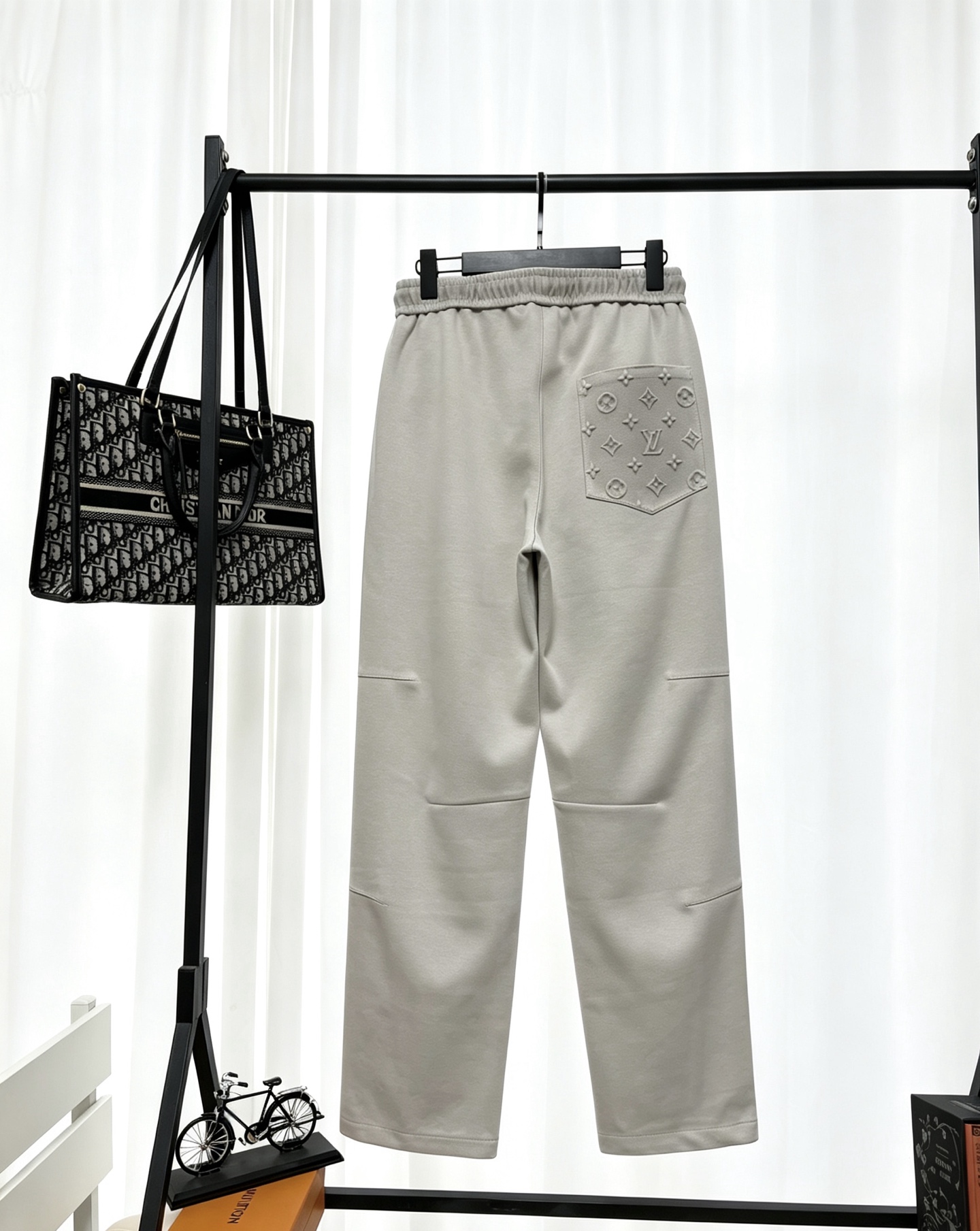 Cheap Louis Vuitton Pants for Men in 223207, $55 USD- [IB223207] - Replica Louis Vuitton Pants for Men