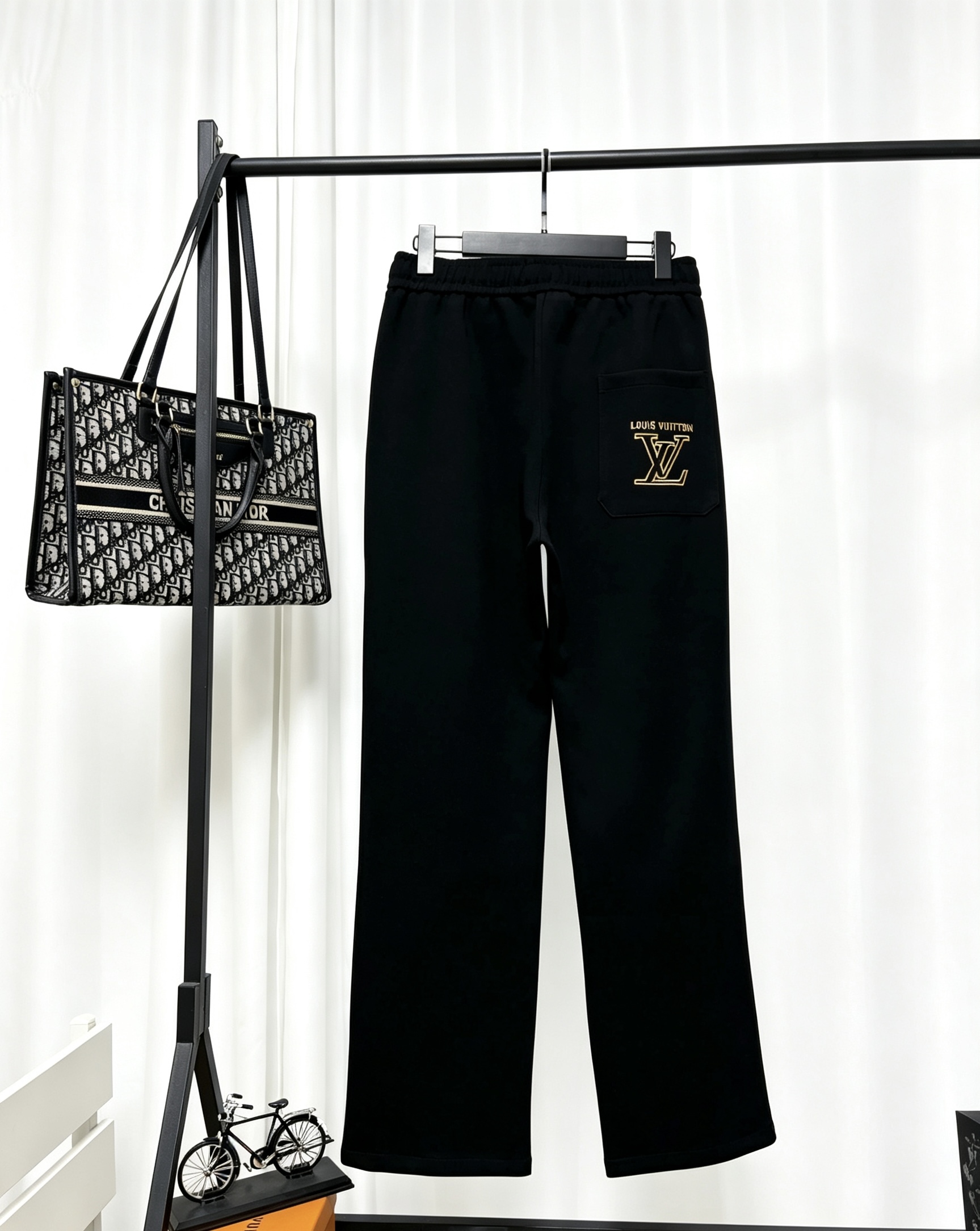 Cheap Louis Vuitton Pants for Men in 223210, $55 USD- [IB223210] - Replica Louis Vuitton Pants for Men