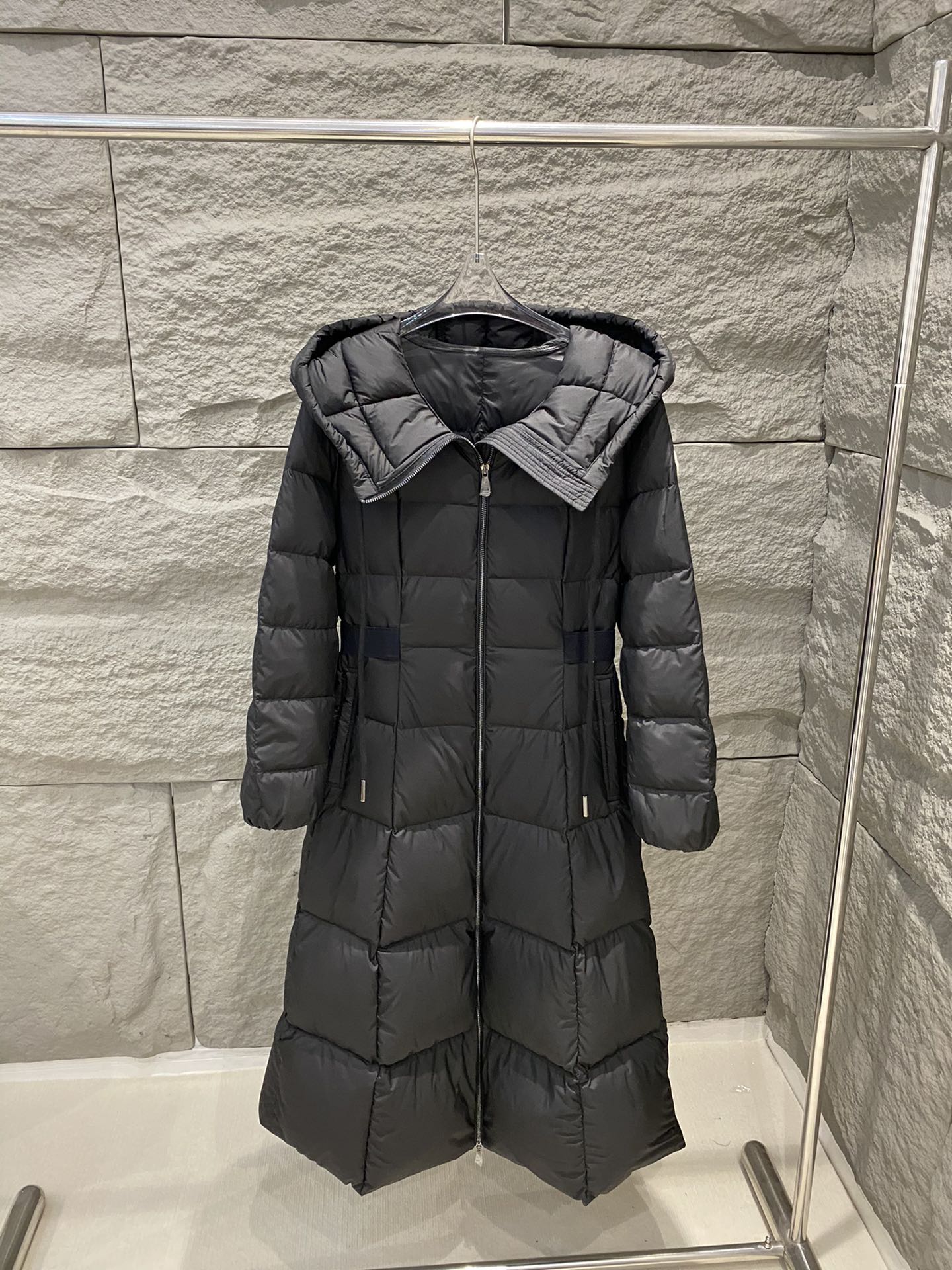 Cheap Moncle Thick Coats For Women in 223231, $130 USD- [IB223231] - Replica Moncle Thick Coats For Women