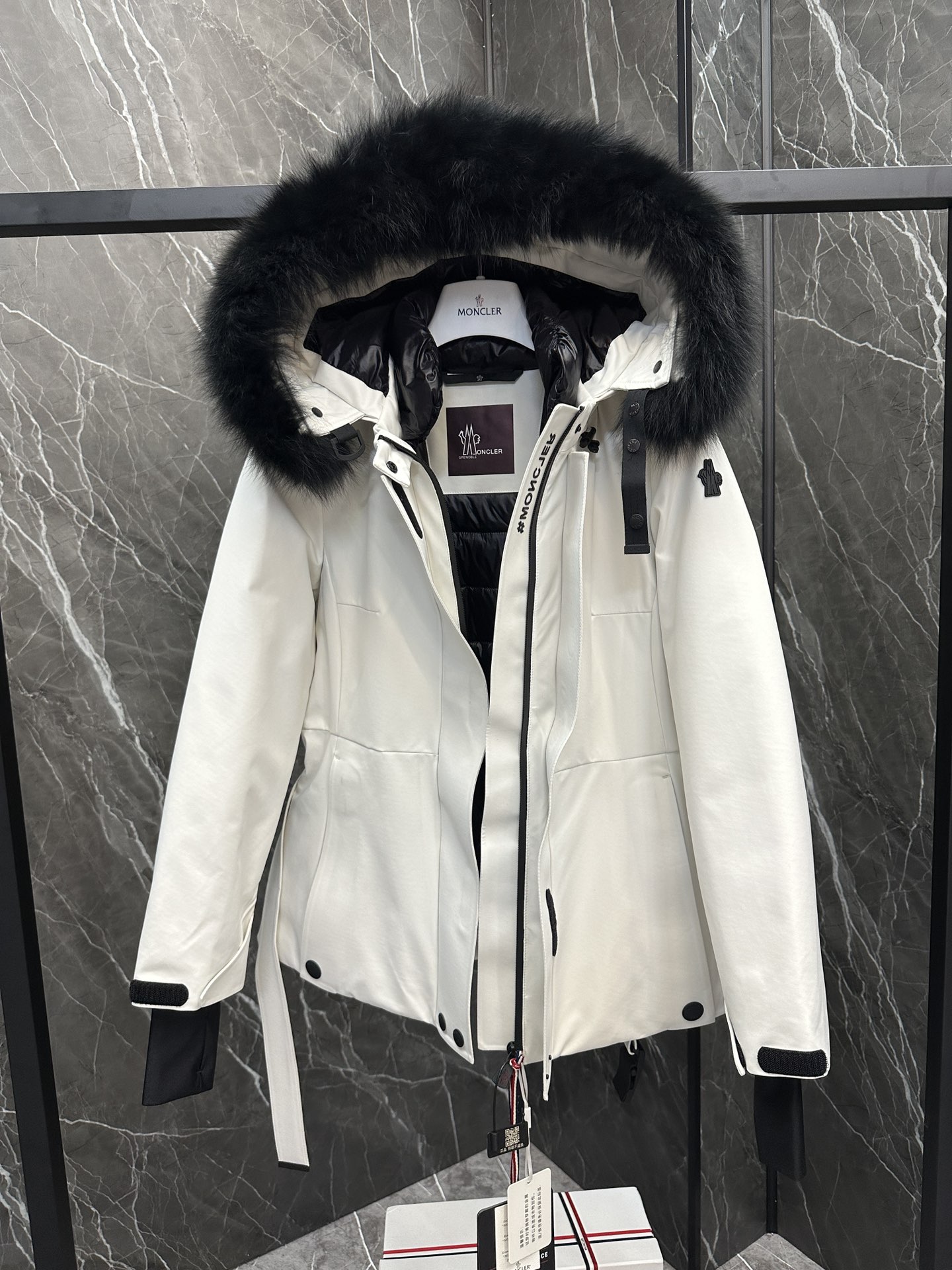 Cheap Moncle Thick Coats For Women in 223235, $135 USD- [IB223235] - Replica Moncle Thick Coats For Women