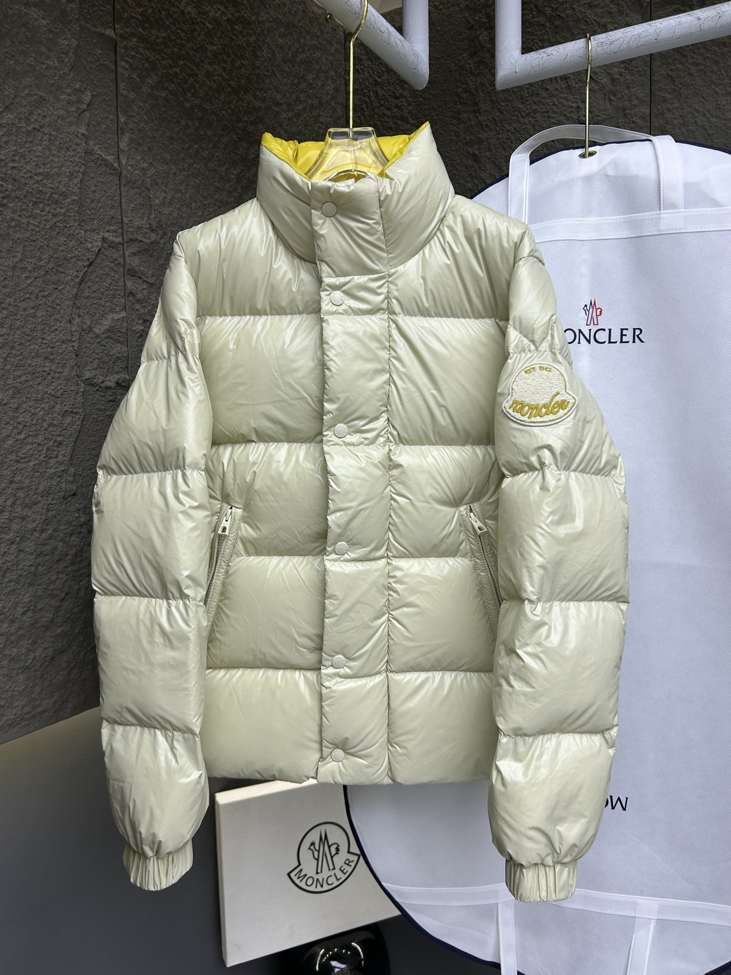 Cheap Moncle Thick Coats For Men in 223248, $150 USD- [IB223248] - Replica Moncle Thick Coats For Men