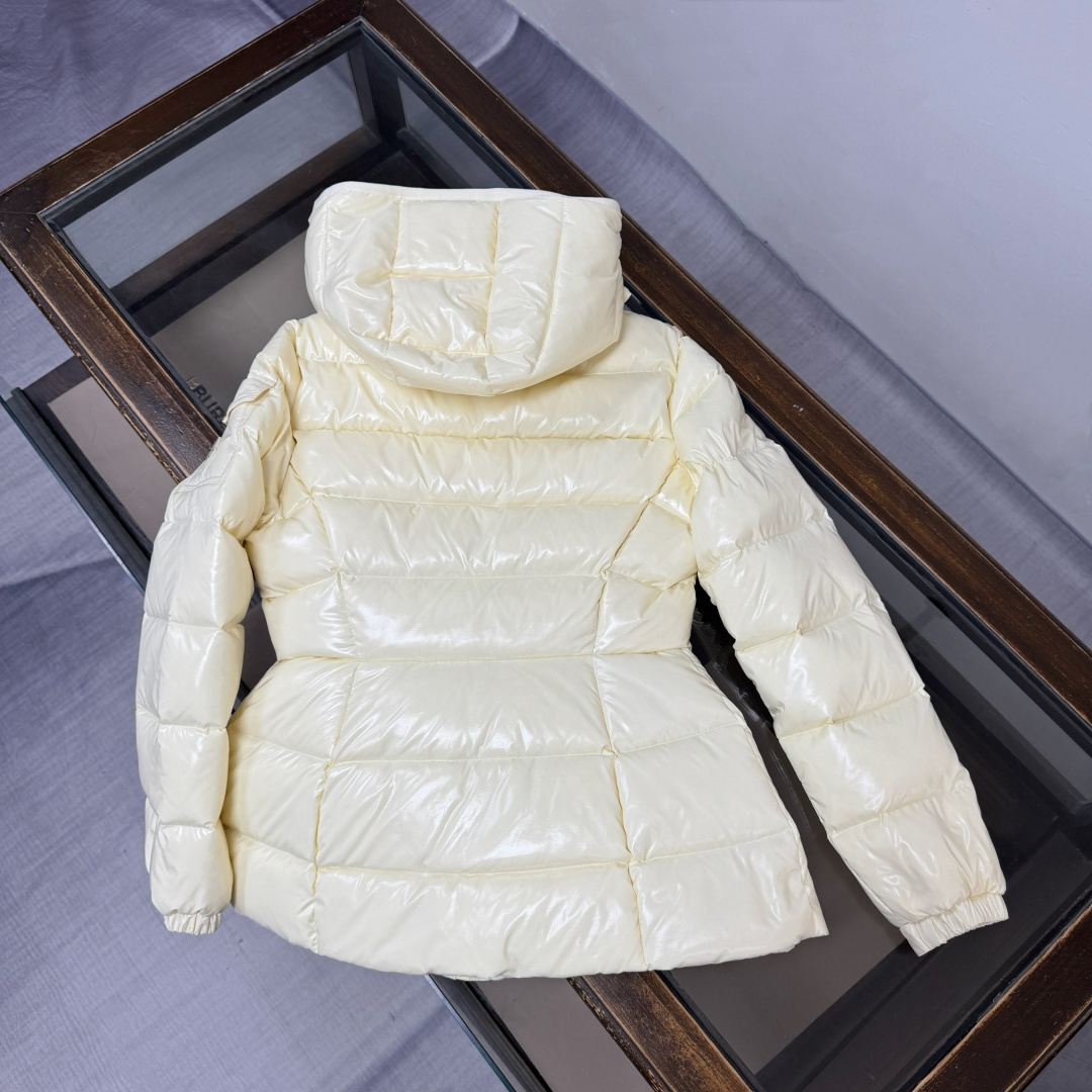 Cheap Moncle Thick Coats For Women in 223260, $150 USD- [IB223260] - Replica Moncle Thick Coats For Women
