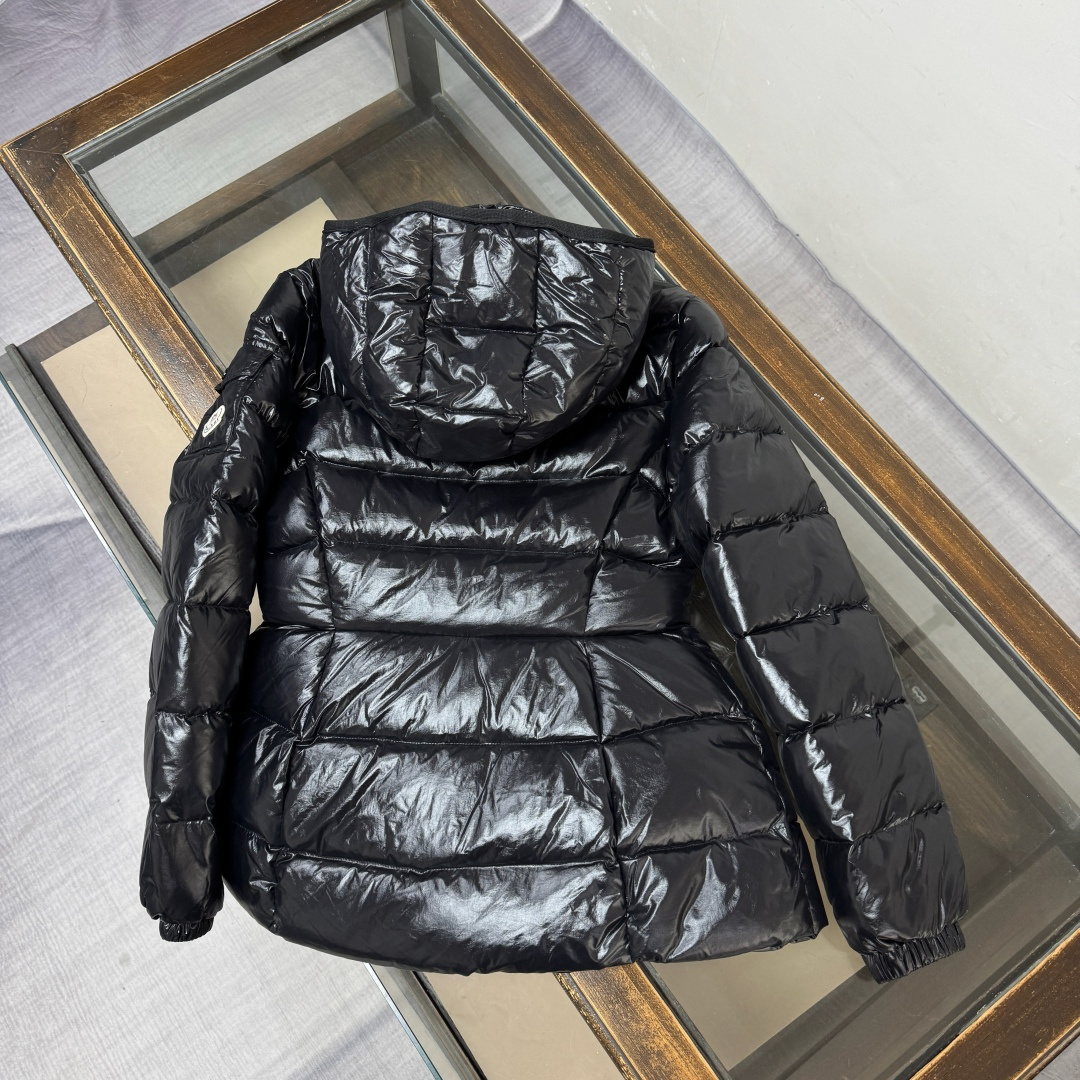 Cheap Moncle Thick Coats For Women in 223261, $150 USD- [IB223261] - Replica Moncle Thick Coats For Women