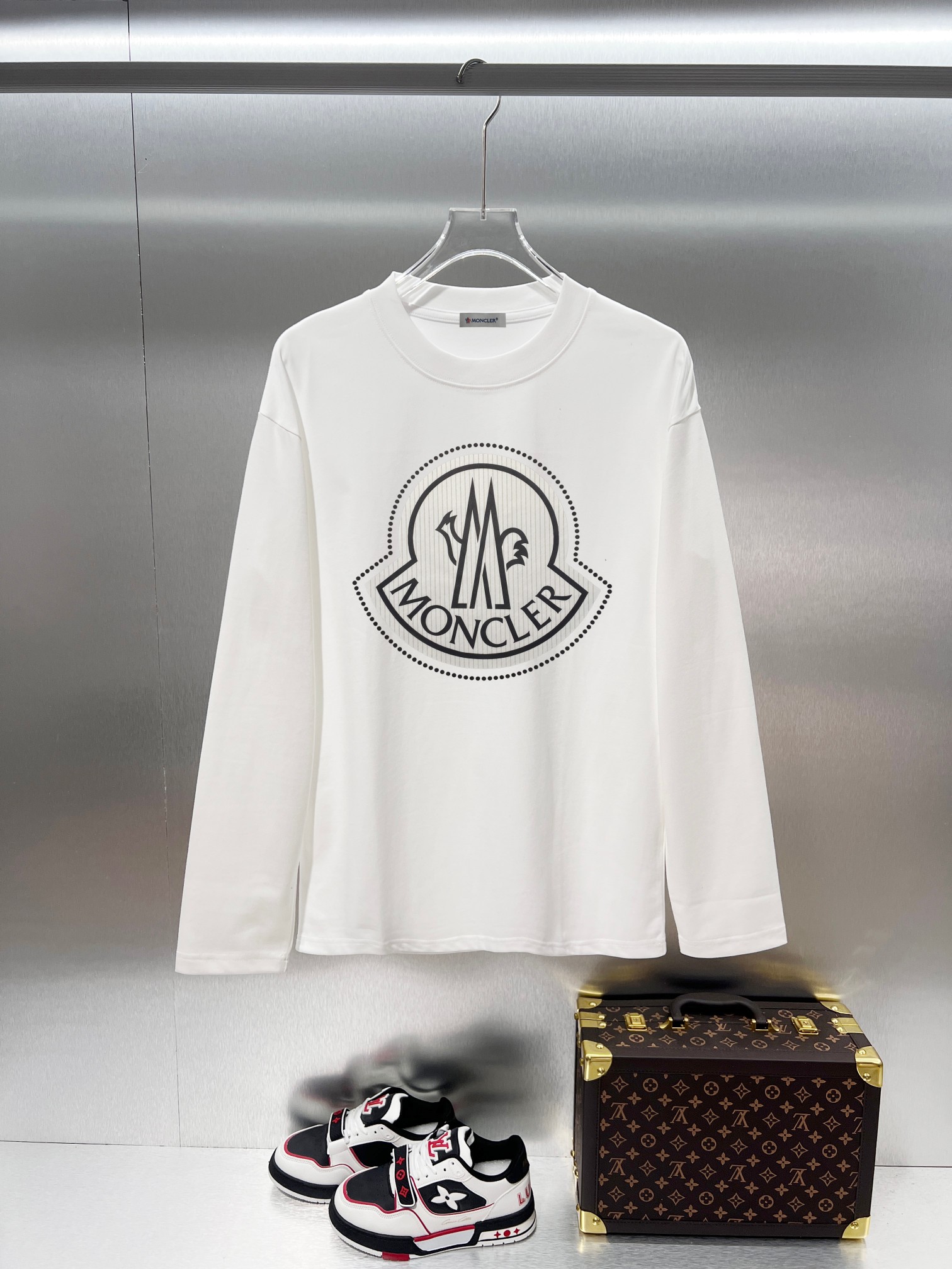 Cheap Moncler Long-Sleeved T-shirts for Men in 223283, $35 USD- [IB223283] - Replica Moncler Long-Sleeved T-shirts for Men