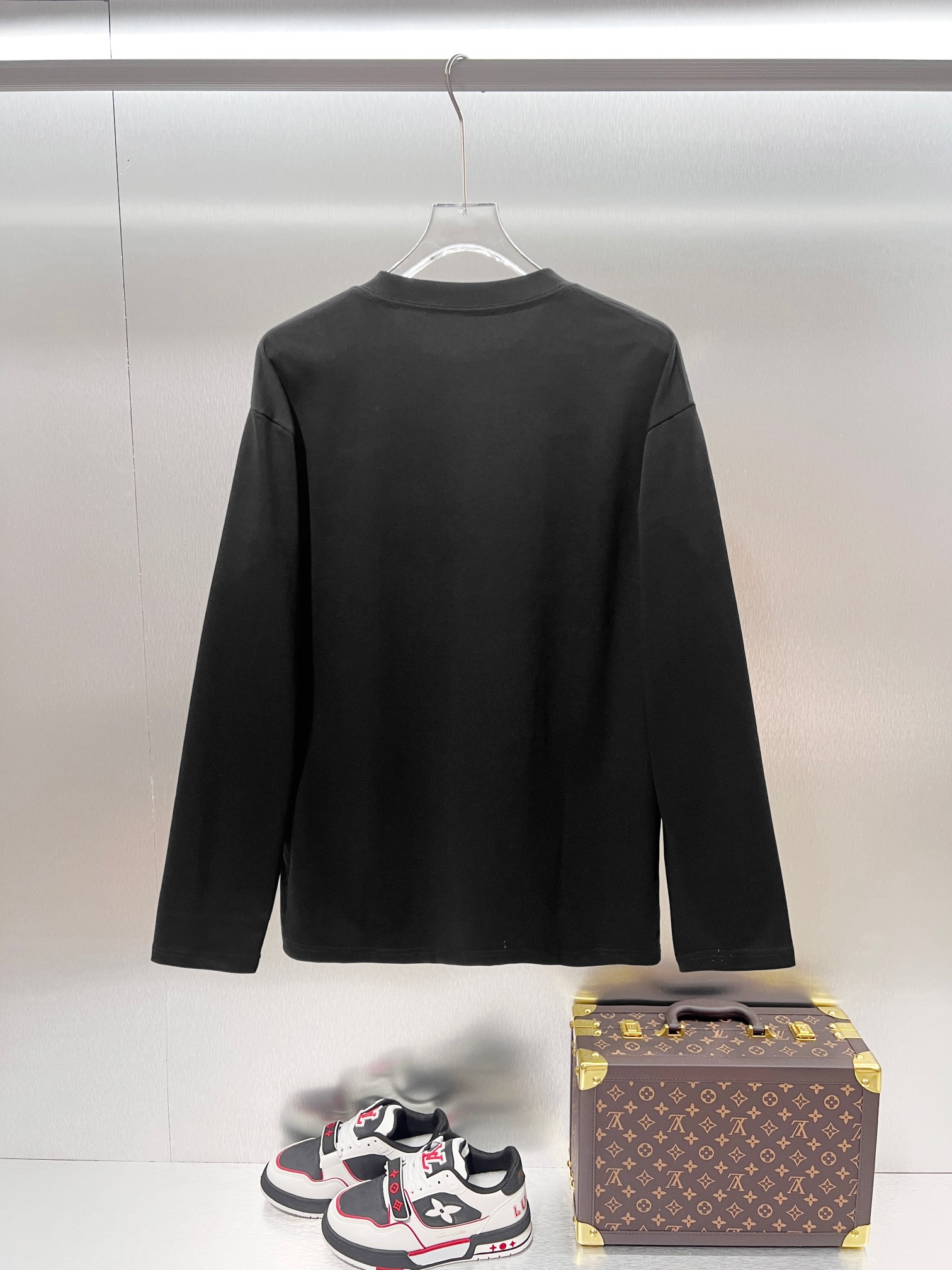 Cheap Moncler Long-Sleeved T-shirts for Men in 223284, $35 USD- [IB223284] - Replica Moncler Long-Sleeved T-shirts for Men