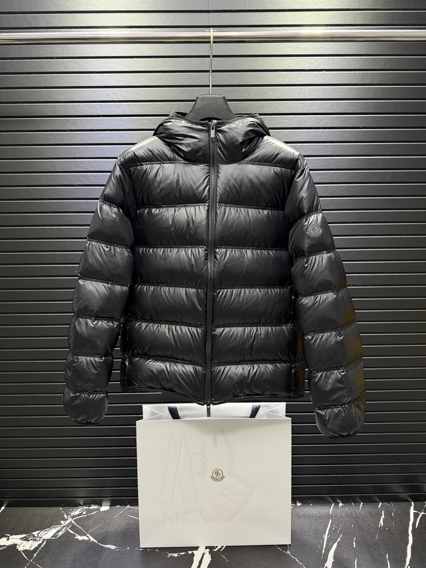 Cheap Moncle Thick Coats For Men in 223295, $150 USD- [IB223295] - Replica Moncle Thick Coats For Men