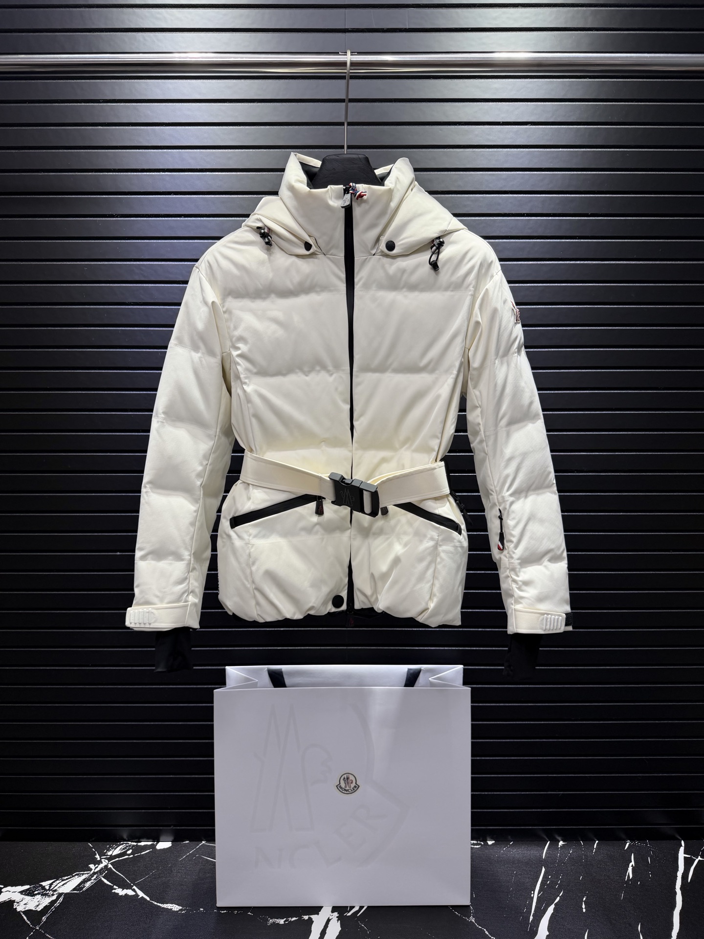 Cheap Moncle Thick Coats For Women in 223297, $170 USD- [IB223297] - Replica Moncle Thick Coats For Women