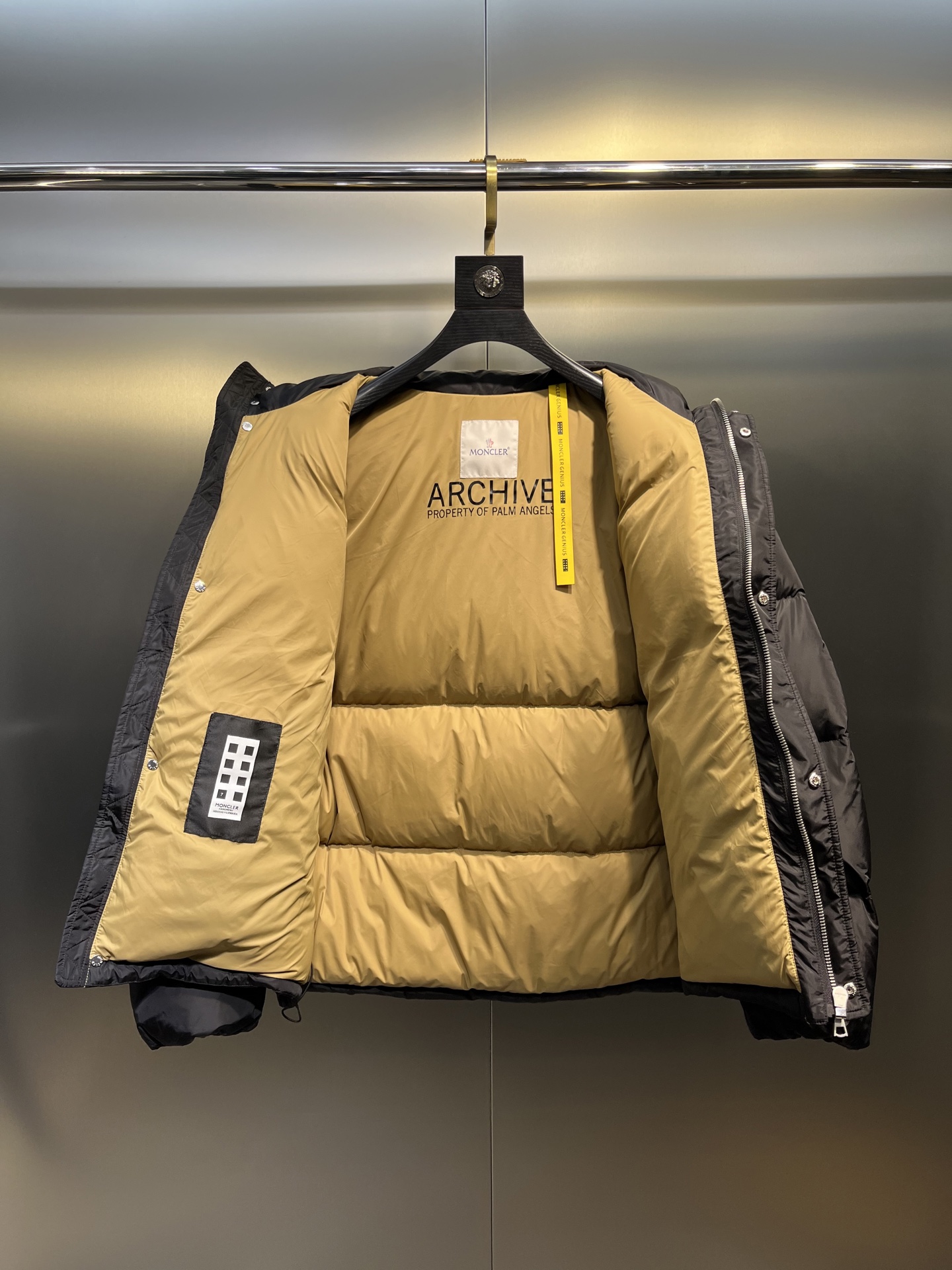 Cheap Moncle Thick Coats For Men in 223301, $150 USD- [IB223301] - Replica Moncle Thick Coats For Men
