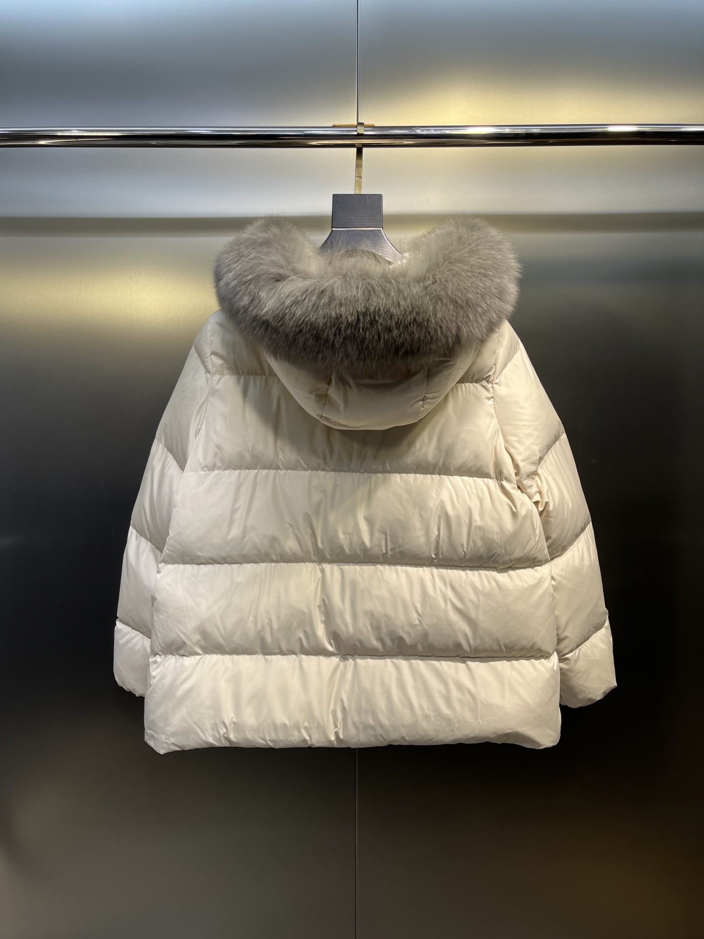 Cheap Moncle Thick Coats For Women in 223308, $165 USD- [IB223308] - Replica Moncle Thick Coats For Women
