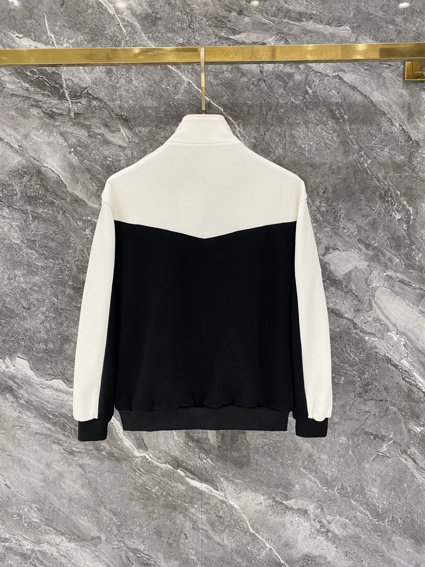 Cheap MONCLE Tracksuits for Men in 223380, $120 USD- [IB223380] - Replica MONCLE Tracksuits for Men