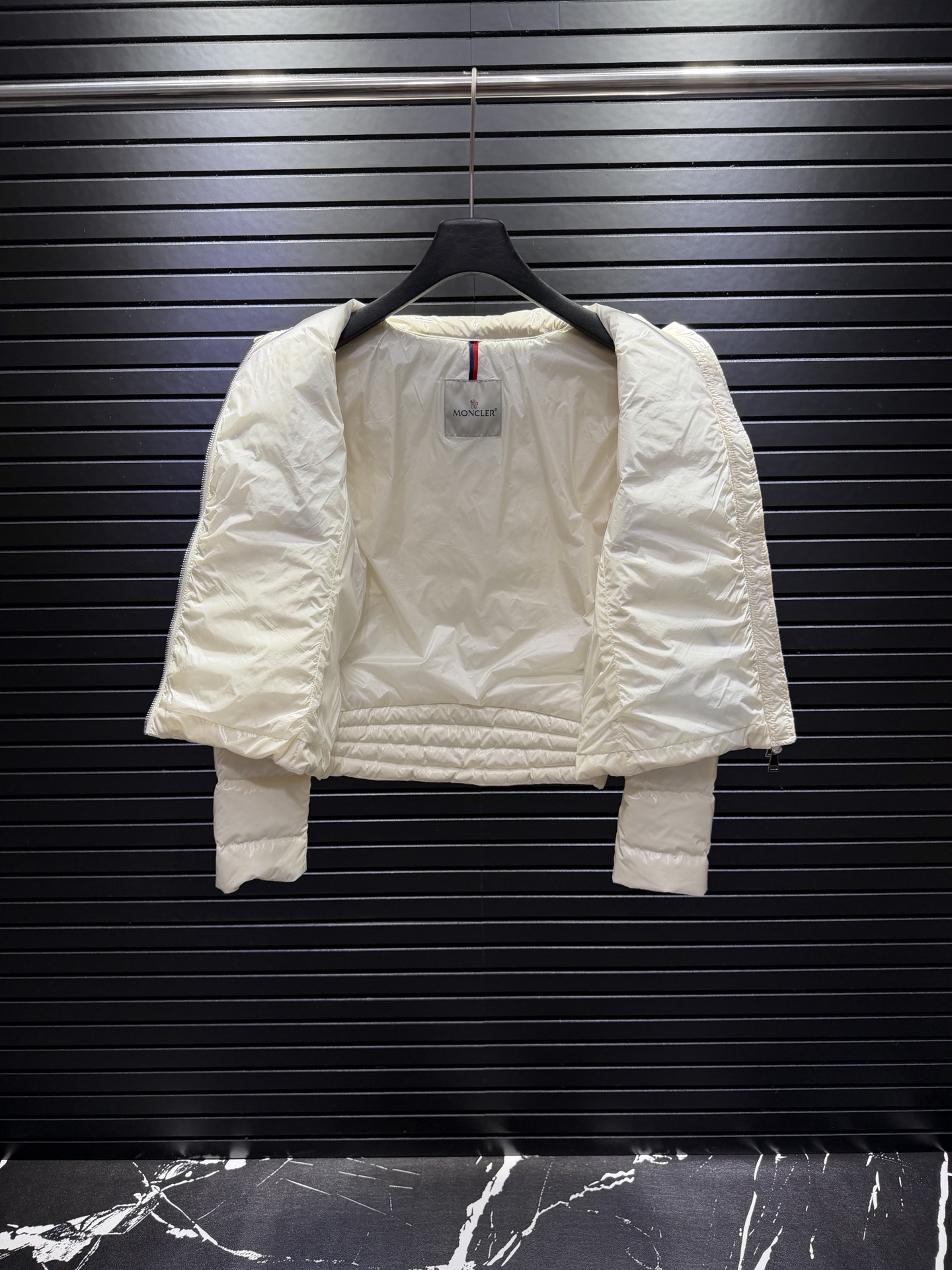 Cheap Moncle Thick Coats For Women in 223418, $130 USD- [IB223418] - Replica Moncle Thick Coats For Women