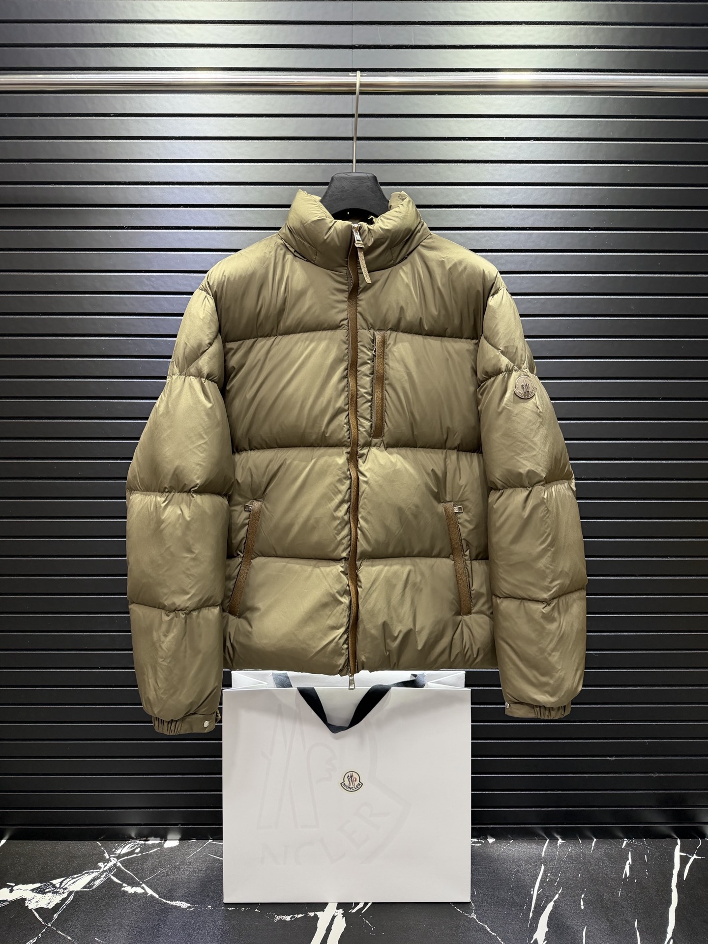 Cheap Moncle Thick Coats For Men in 223441, $140 USD- [IB223441] - Replica Moncle Thick Coats For Men