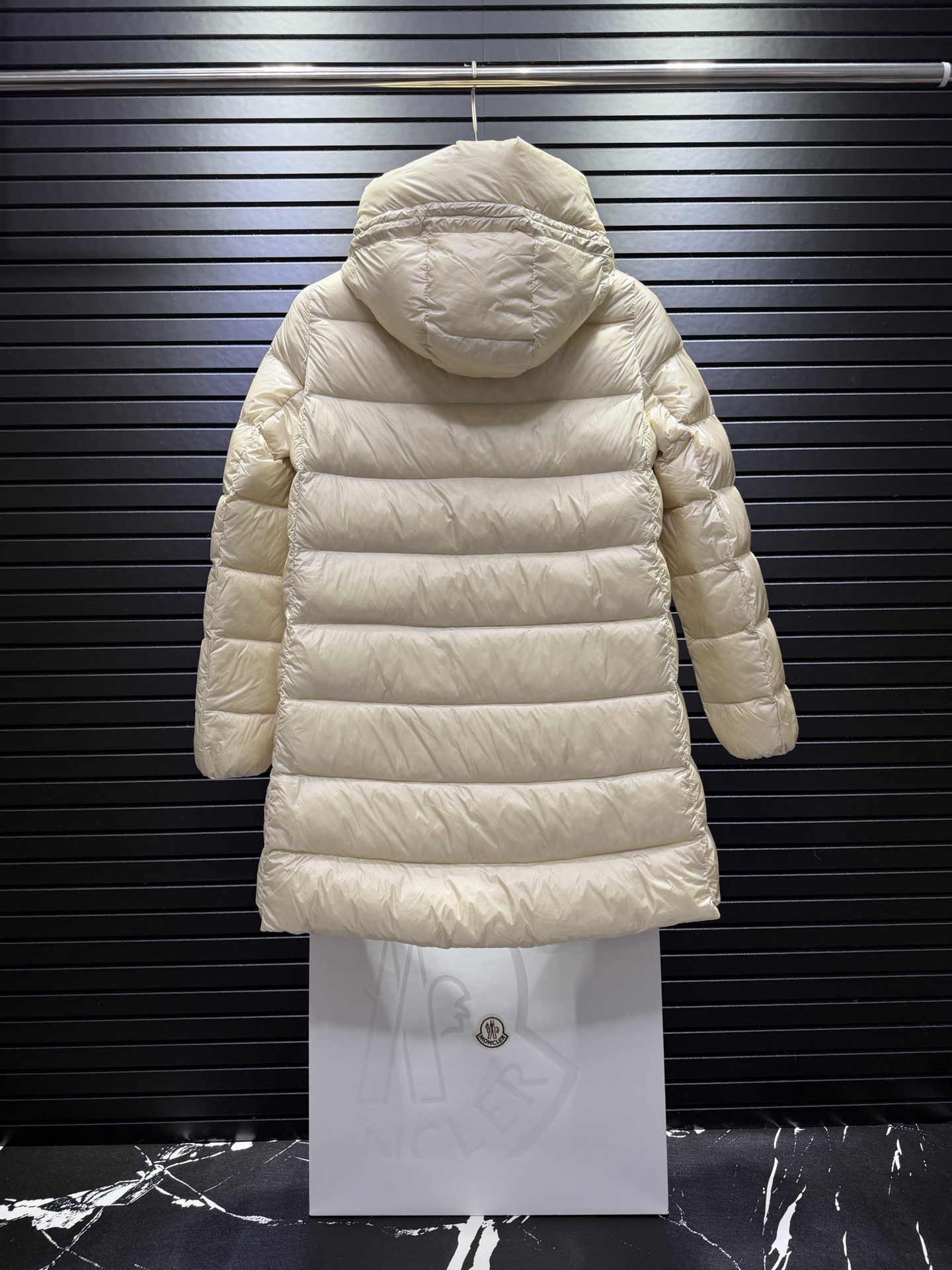Cheap Moncle Thick Coats For Women in 223449, $150 USD- [IB223449] - Replica Moncle Thick Coats For Women