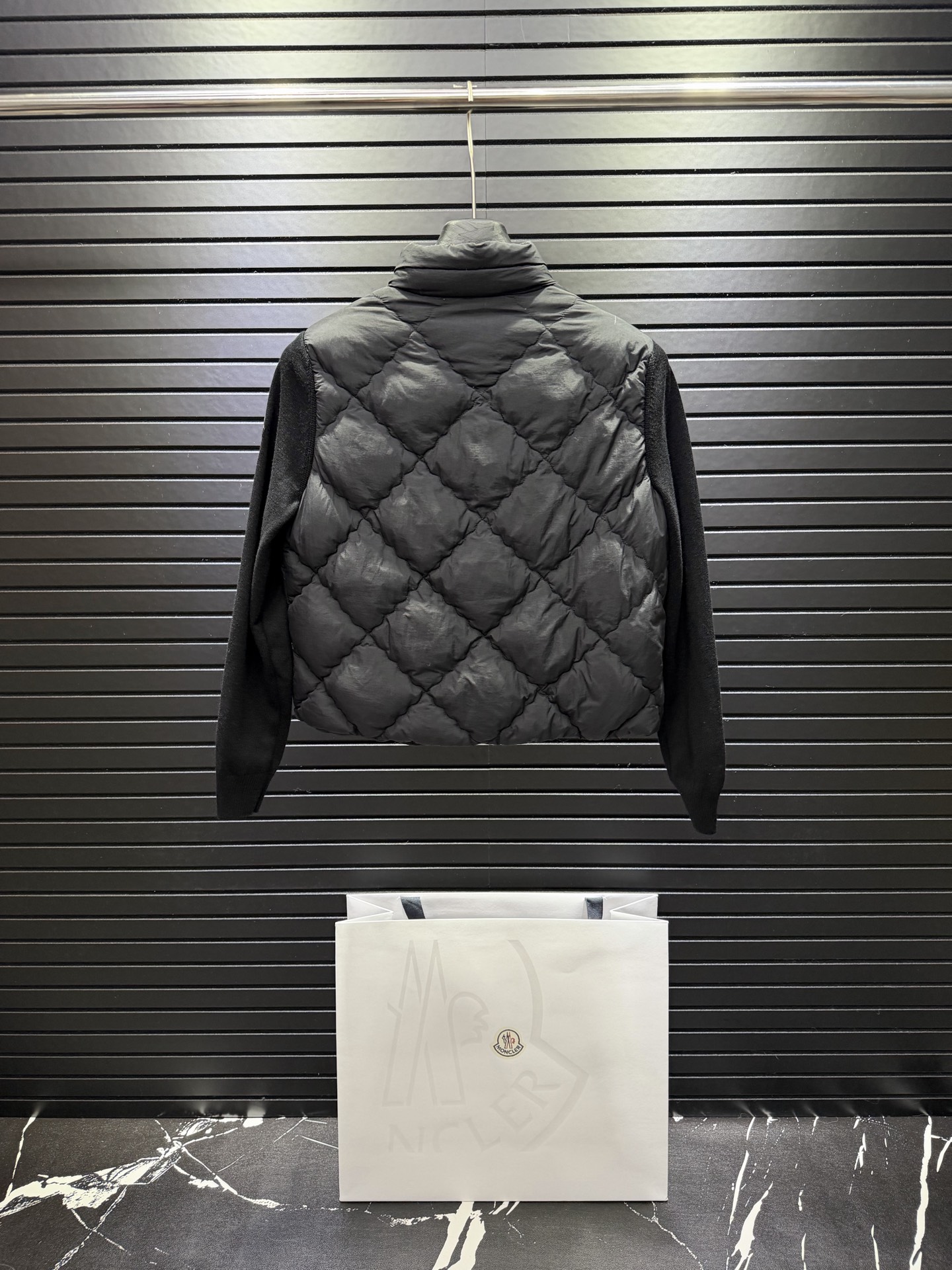 Cheap Moncle Thick Coats For Women in 223468, $120 USD- [IB223468] - Replica Moncle Thick Coats For Women