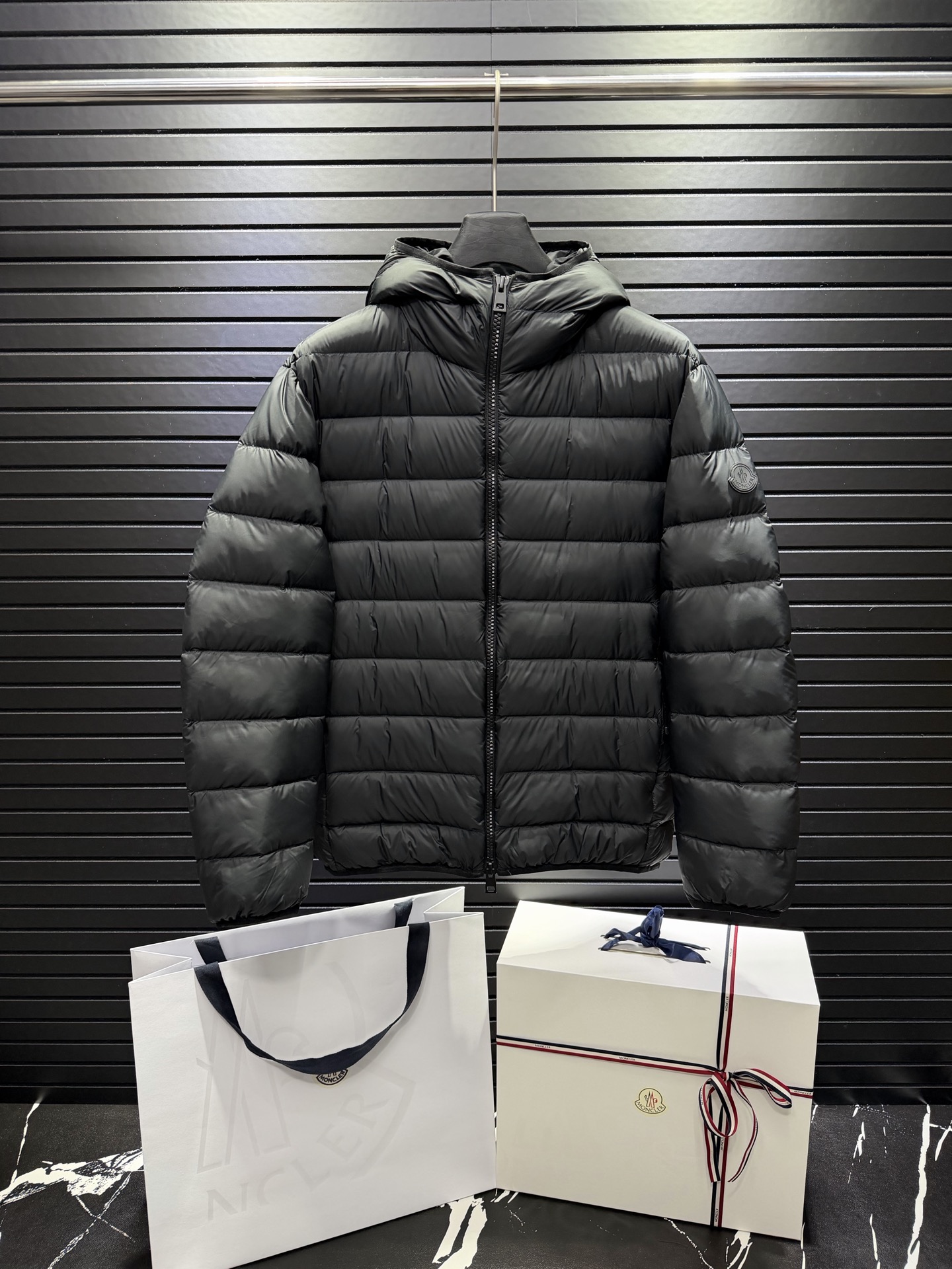 Cheap Moncle Thick Coats For Men in 223474, $150 USD- [IB223474] - Replica Moncle Thick Coats For Men
