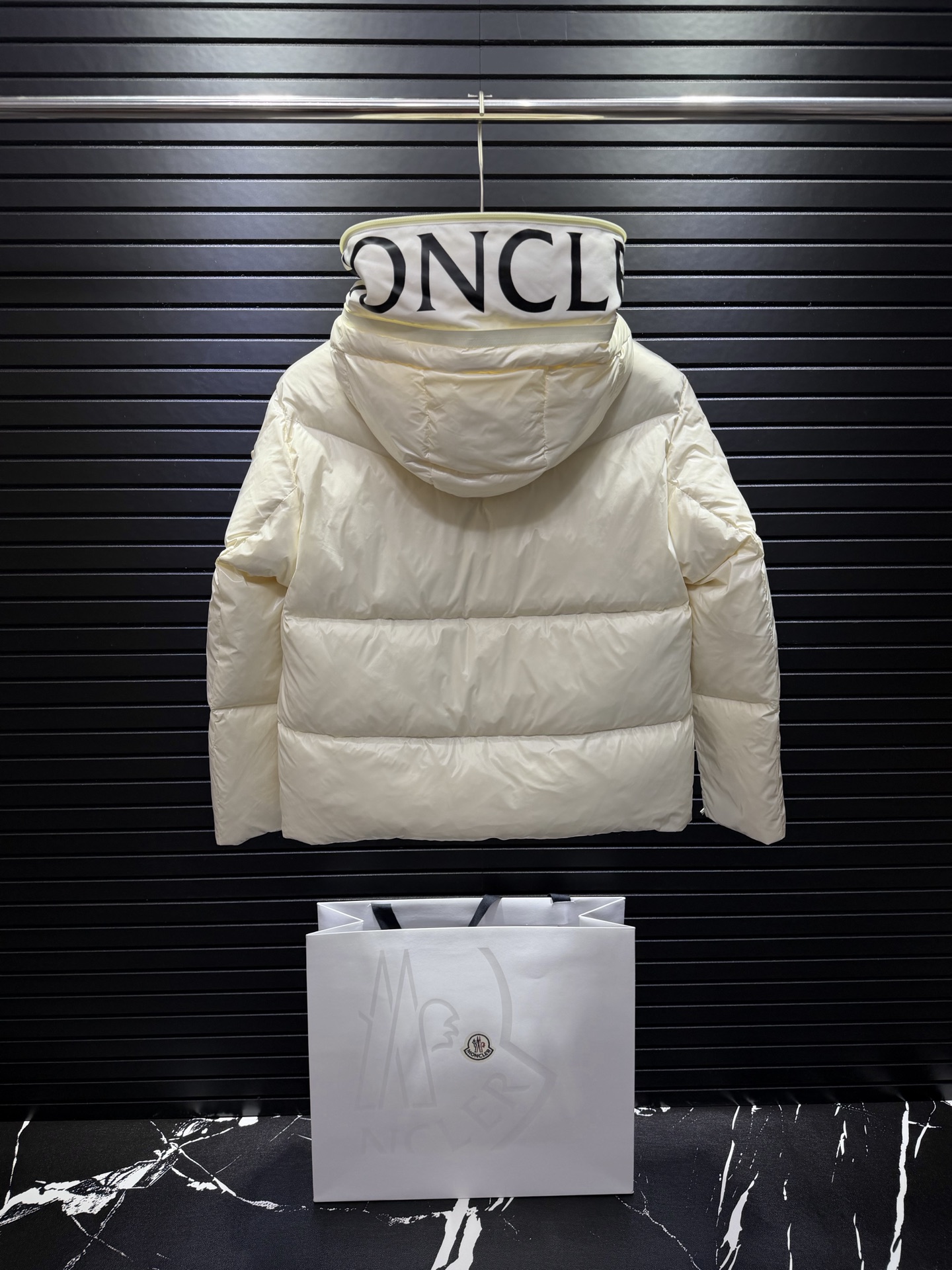 Cheap Moncle Thick Coats For Women in 223495, $150 USD- [IB223495] - Replica Moncle Thick Coats For Women
