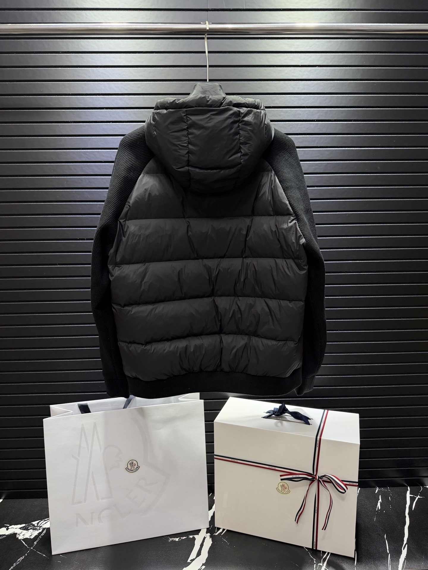 Cheap Moncle Thick Coats For Women in 223509, $200 USD- [IB223509] - Replica Moncle Thick Coats For Women