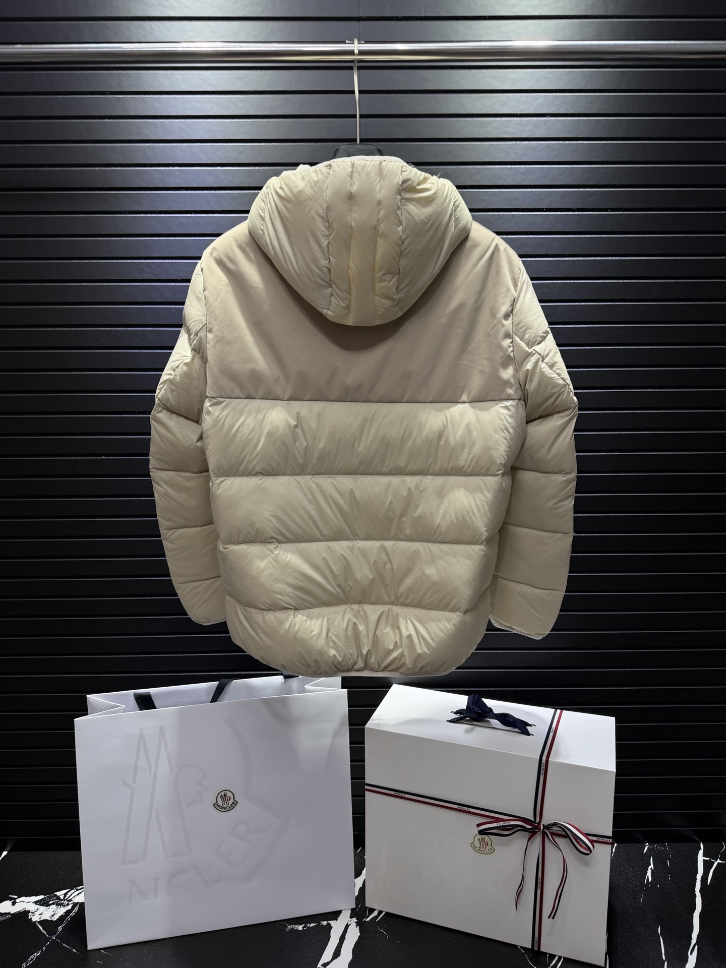 Cheap Moncle Thick Coats For Women in 223511, $200 USD- [IB223511] - Replica Moncle Thick Coats For Women
