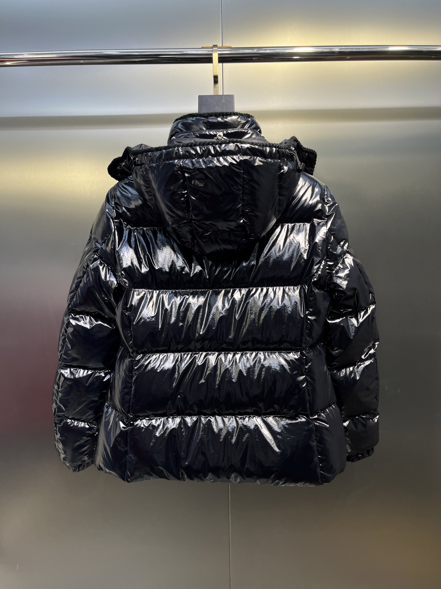 Cheap Moncle Thick Coats For Women in 223516, $150 USD- [IB223516] - Replica Moncle Thick Coats For Women