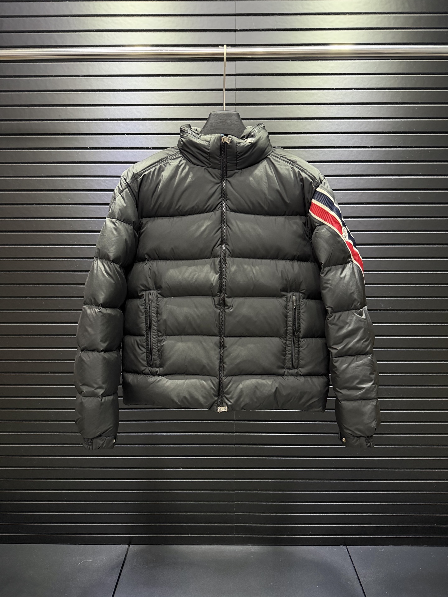 Cheap Moncle Thick Coats For Men in 223527, $150 USD- [IB223527] - Replica Moncle Thick Coats For Men