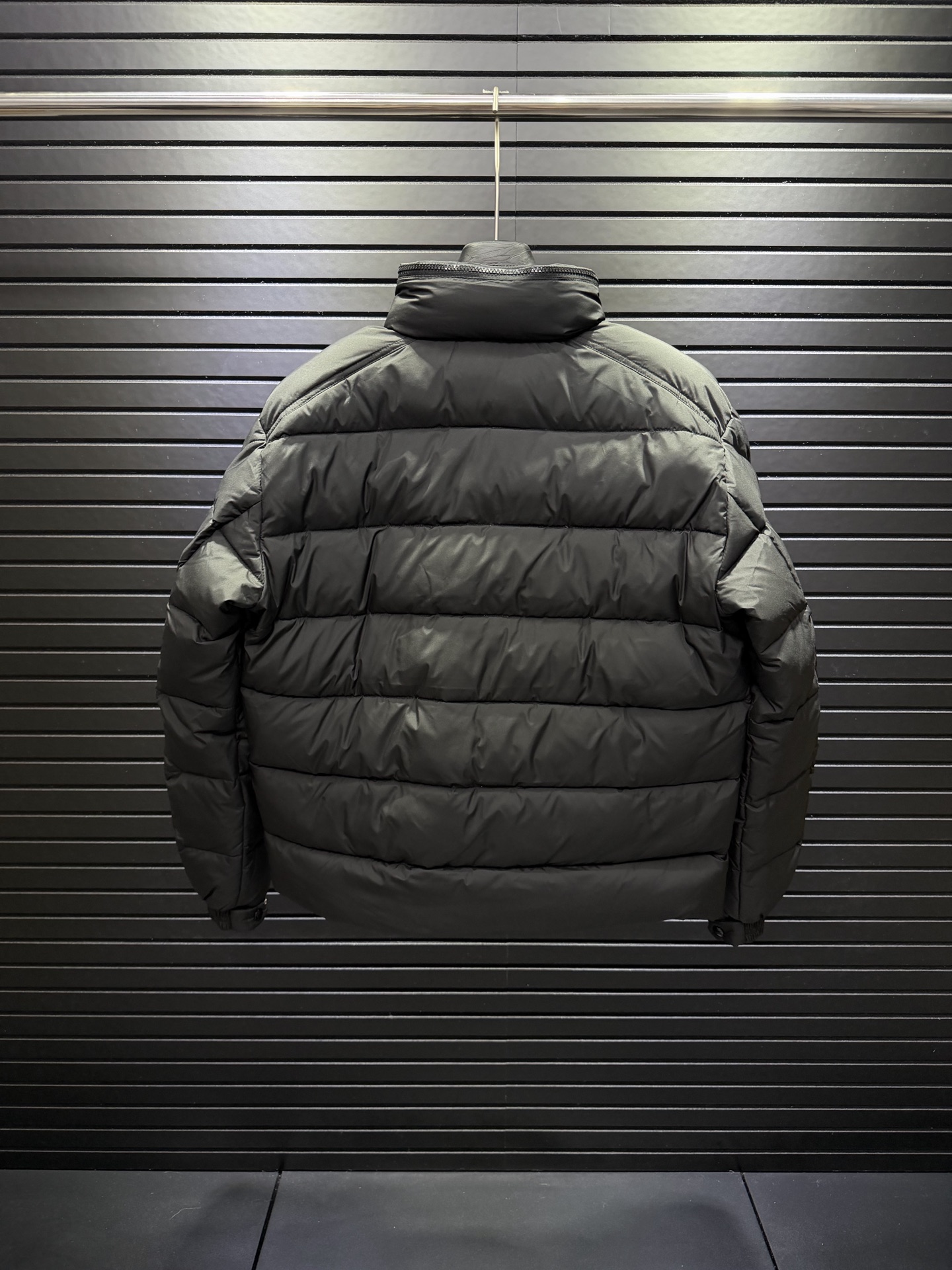 Cheap Moncle Thick Coats For Men in 223527, $150 USD- [IB223527] - Replica Moncle Thick Coats For Men