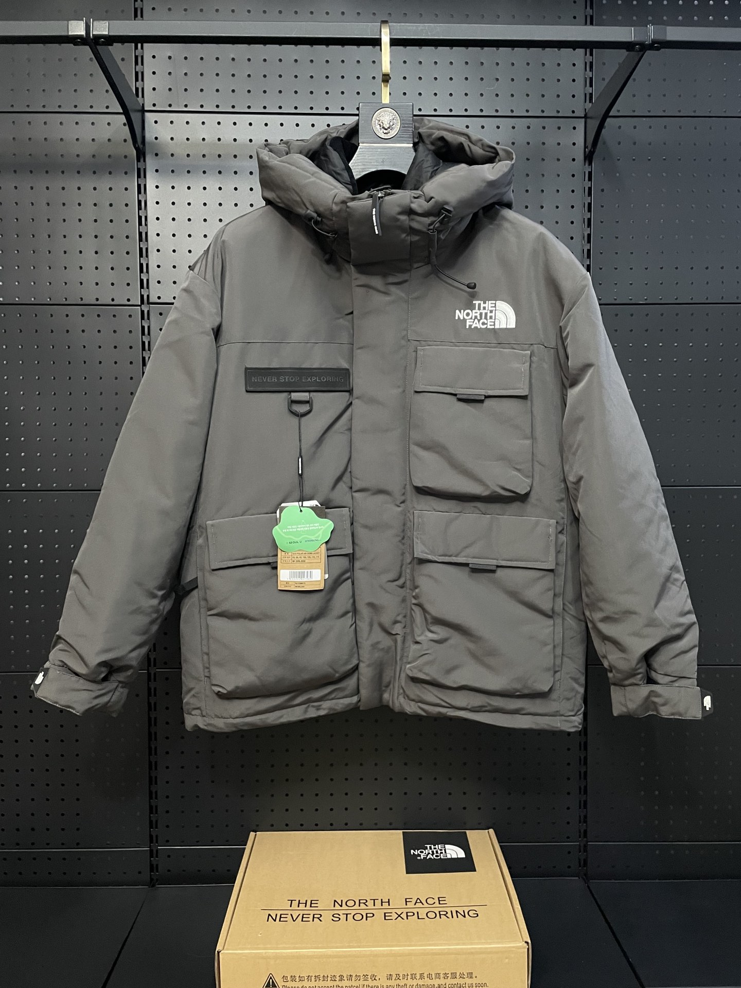 Cheap The North Face Jackets in 223669, $110 USD- [IB223669] - Replica The North Face Jackets for Men