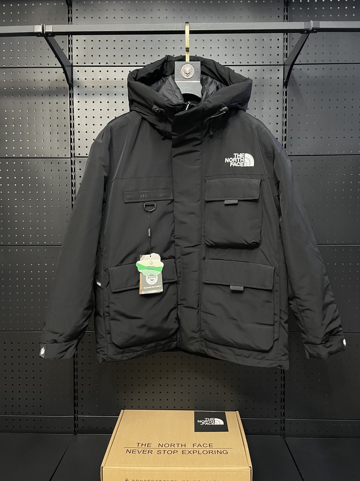 Cheap The North Face Jackets in 223671, $110 USD- [IB223671] - Replica The North Face Jackets for Men