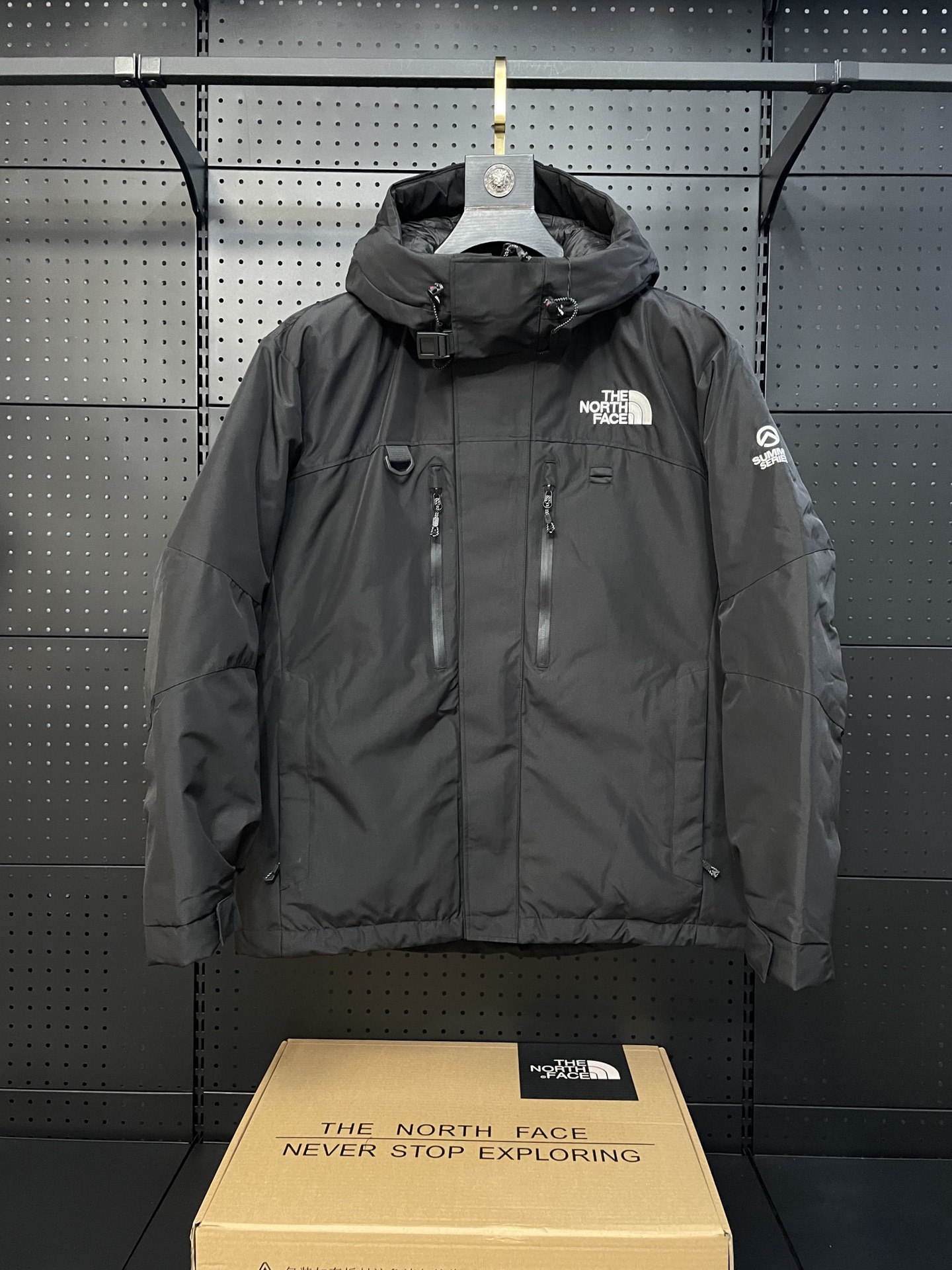 Cheap The North Face Jackets in 223672, $145 USD- [IB223672] - Replica The North Face Jackets for Men