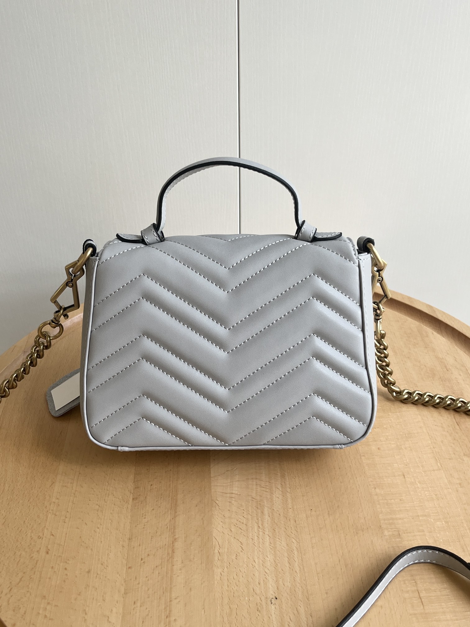 Cheap Gucci AAA Quality Handbags in 223873, $65 USD- [IB223873] - Replica Gucci AAA Quality Handbags