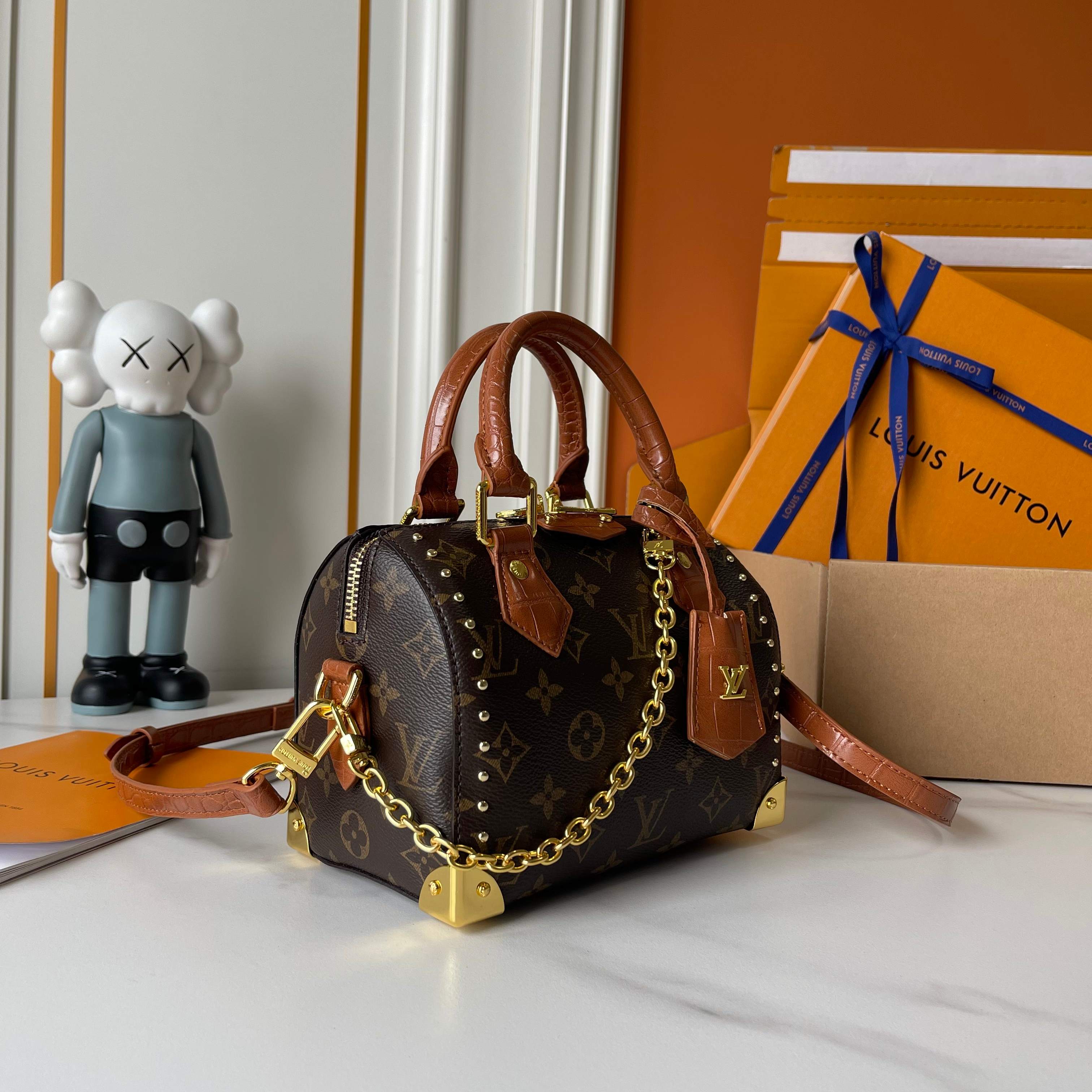 Cheap Louis Vuitton AAA Quality Handbags in 223884, $70 USD- [IB223884] - Replica Louis Vuitton AAA Quality Handbags