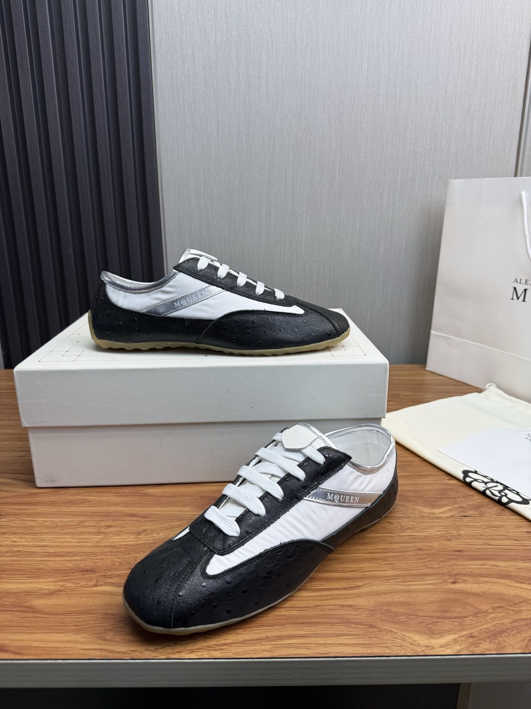 Cheap Alexander Mcqueen Sneakers For Men in 224507, $75 USD- [IB224507] - Replica Alexander Mcqueen Sneakers For Men