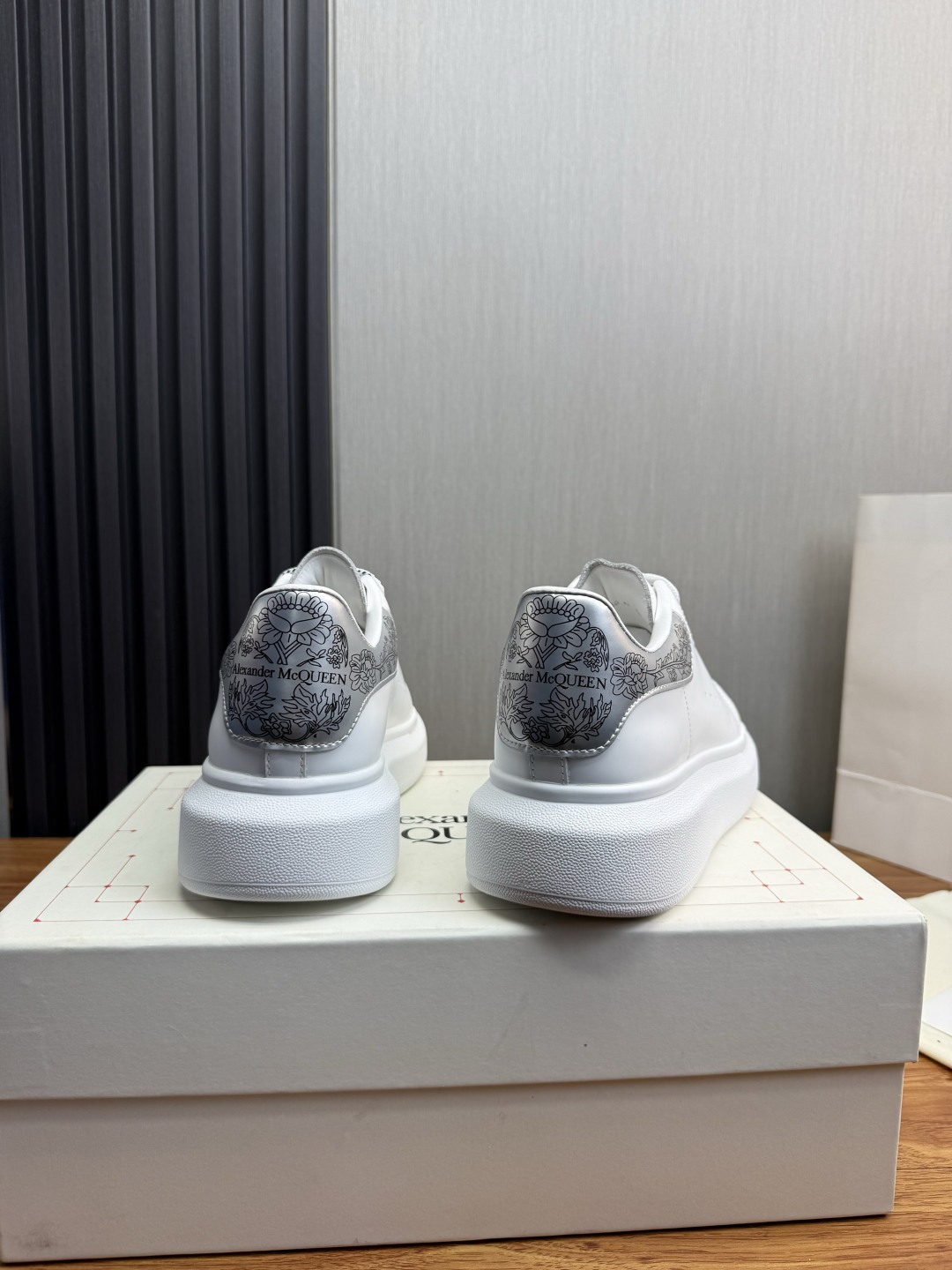 Cheap Alexander Mcqueen Sneakers For Men in 224508, $75 USD- [IB224508] - Replica Alexander Mcqueen Sneakers For Men