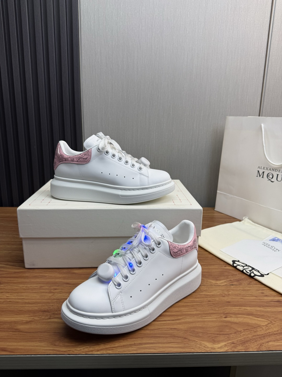 Cheap Alexander Mcqueen Sneakers For Men in 224513, $75 USD- [IB224513] - Replica Alexander Mcqueen Sneakers For Men