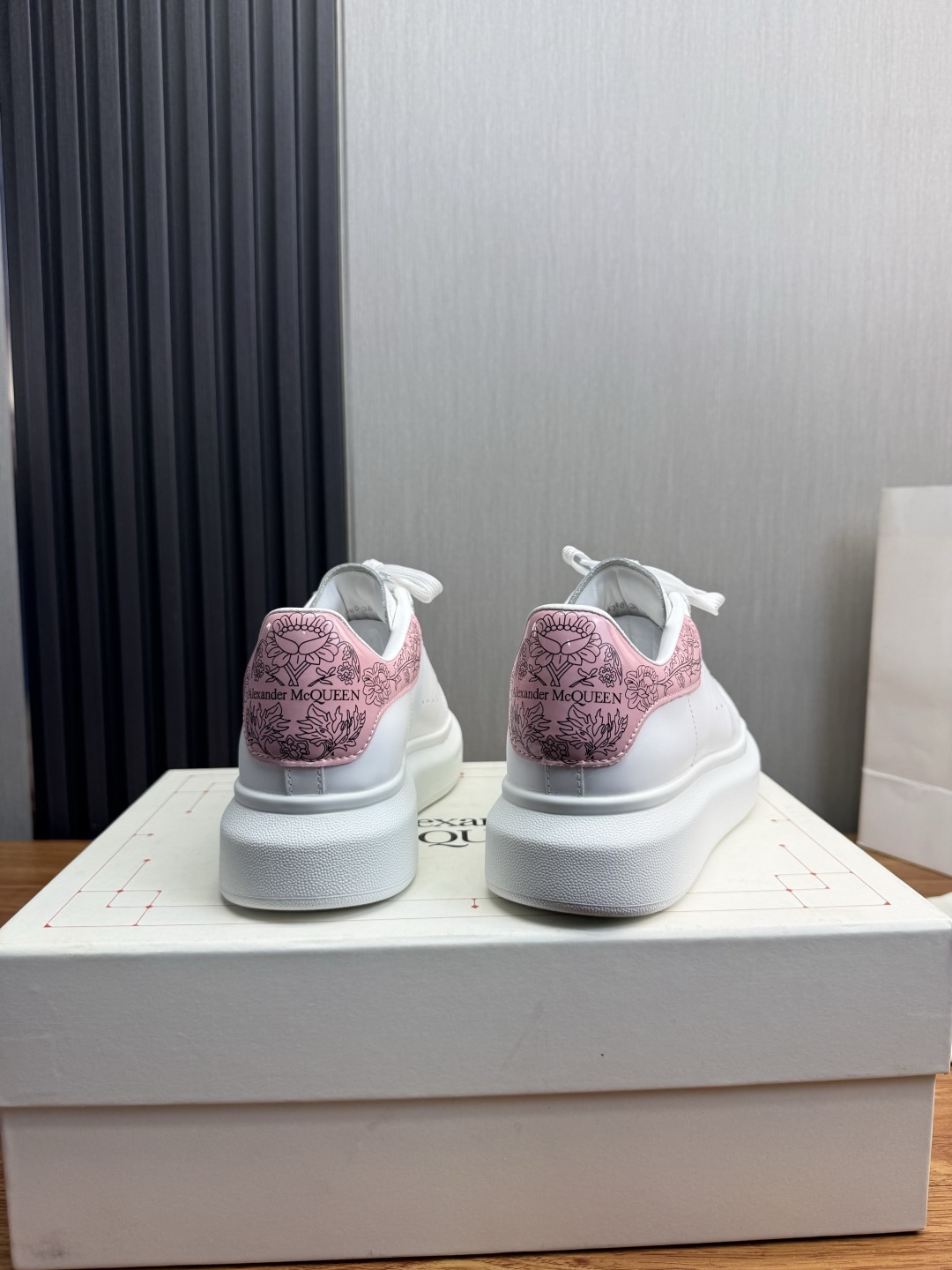 Cheap Alexander Mcqueen Sneakers For Men in 224513, $75 USD- [IB224513] - Replica Alexander Mcqueen Sneakers For Men