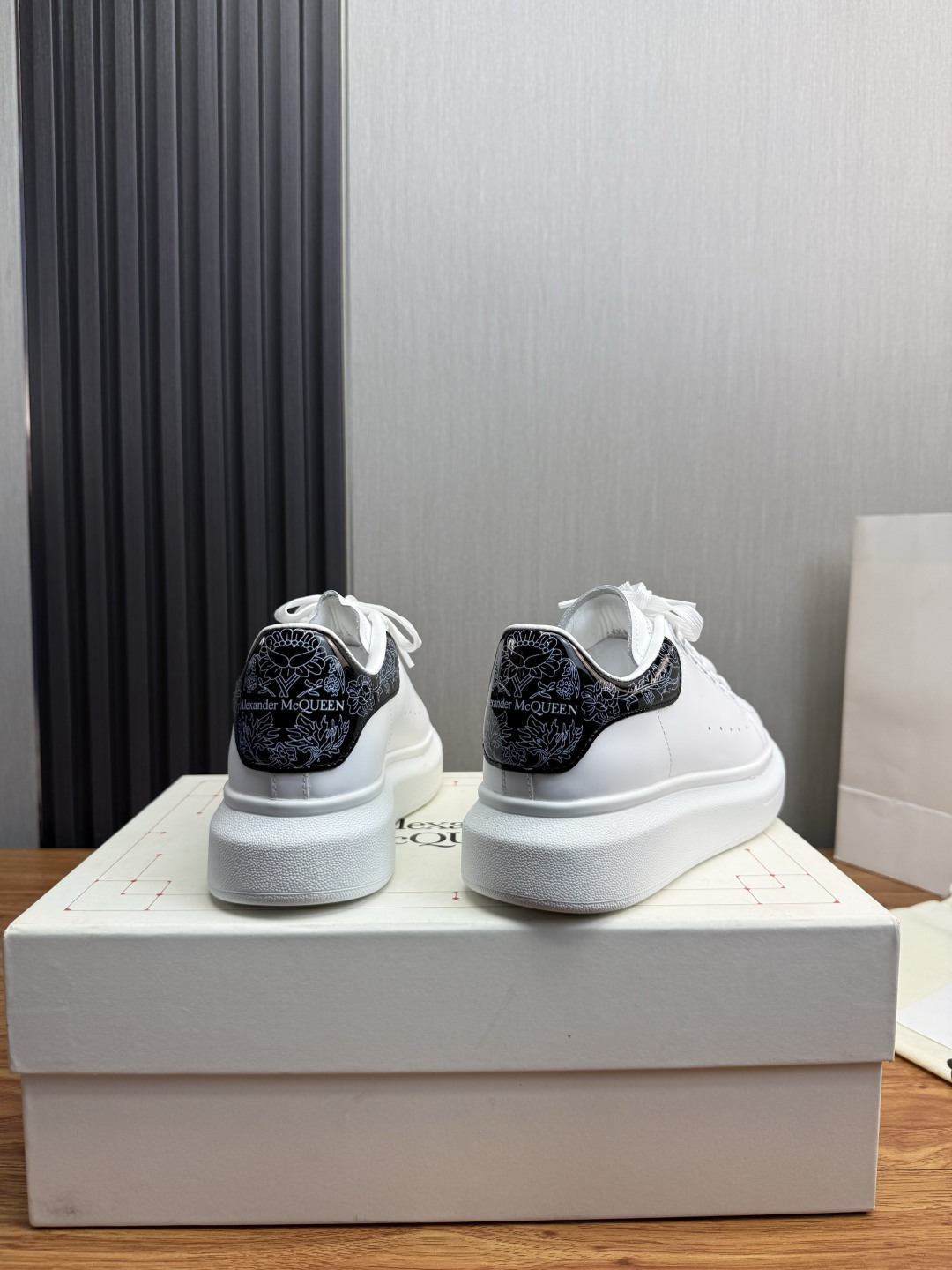 Cheap Alexander Mcqueen Sneakers For Men in 224514, $75 USD- [IB224514] - Replica Alexander Mcqueen Sneakers For Men