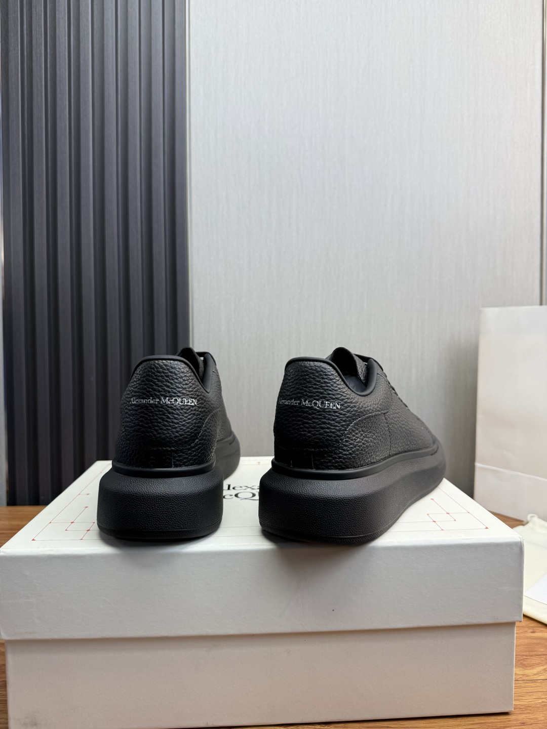 Cheap Alexander Mcqueen Sneakers For Men in 224517, $75 USD- [IB224517] - Replica Alexander Mcqueen Sneakers For Men